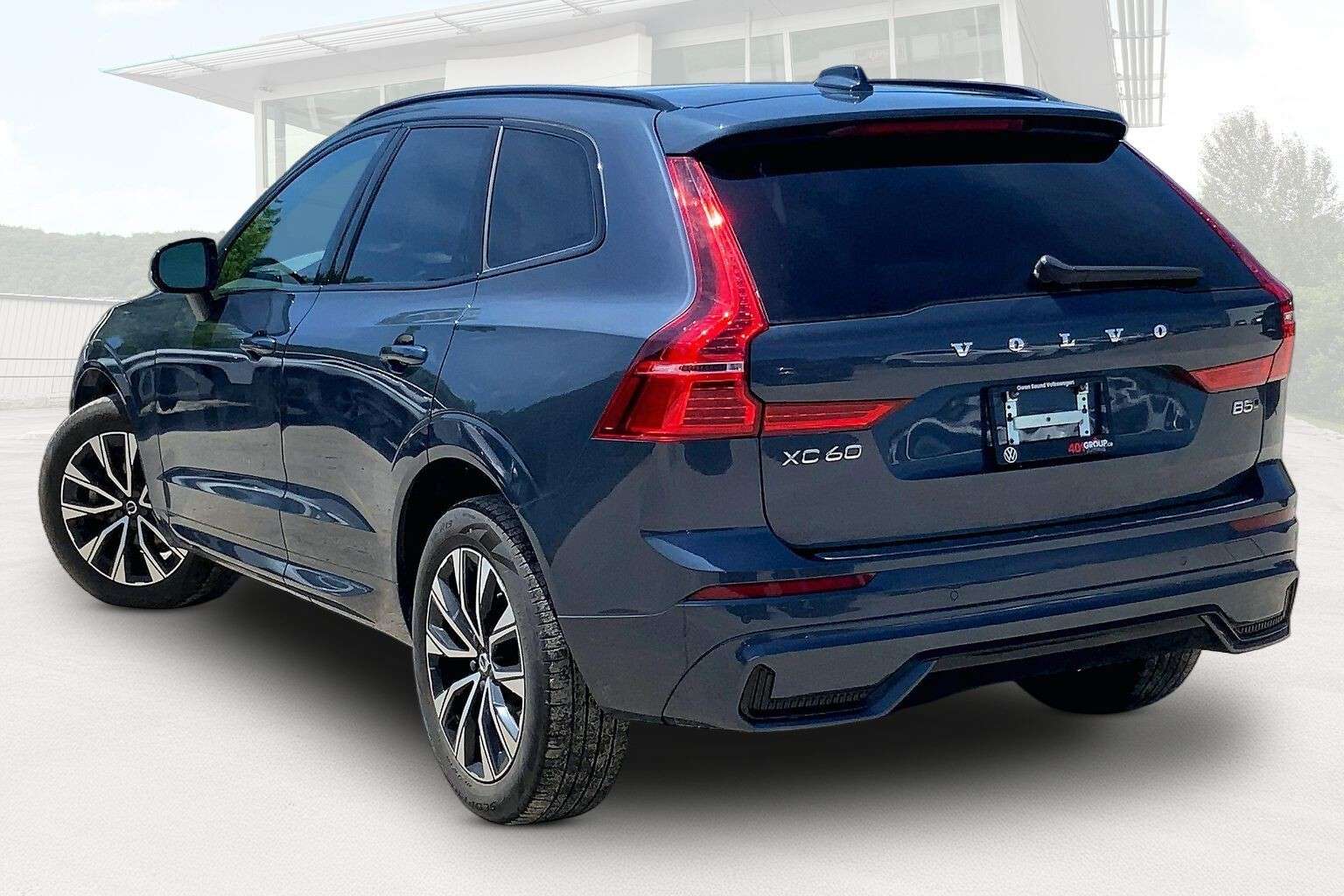 2024 Volvo XC60 | Hybrid | Sunroof | Heated Steering Wheel thumb 34
