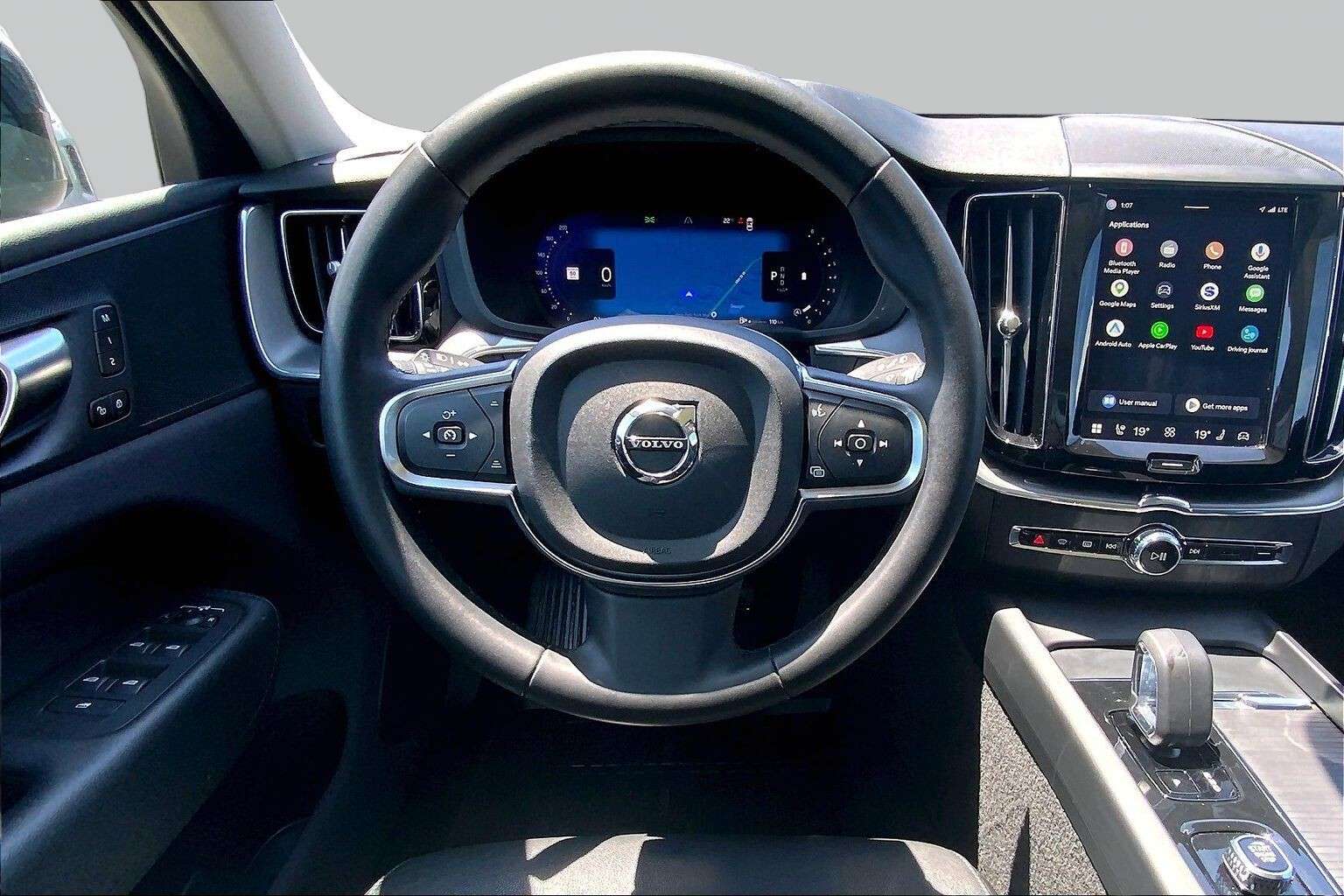 2024 Volvo XC60 | Hybrid | Sunroof | Heated Steering Wheel alt 3