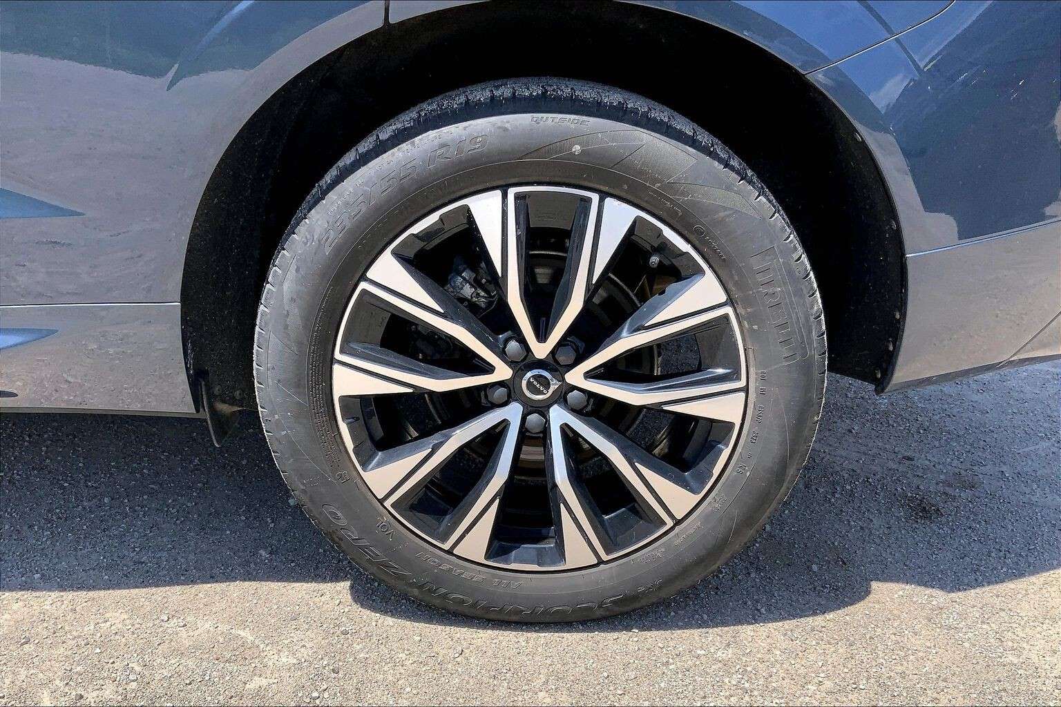 2024 Volvo XC60 | Hybrid | Sunroof | Heated Steering Wheel thumb 36