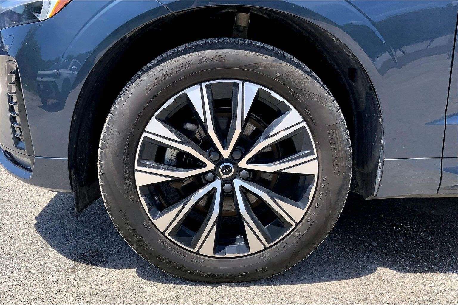 2024 Volvo XC60 | Hybrid | Sunroof | Heated Steering Wheel thumb 35