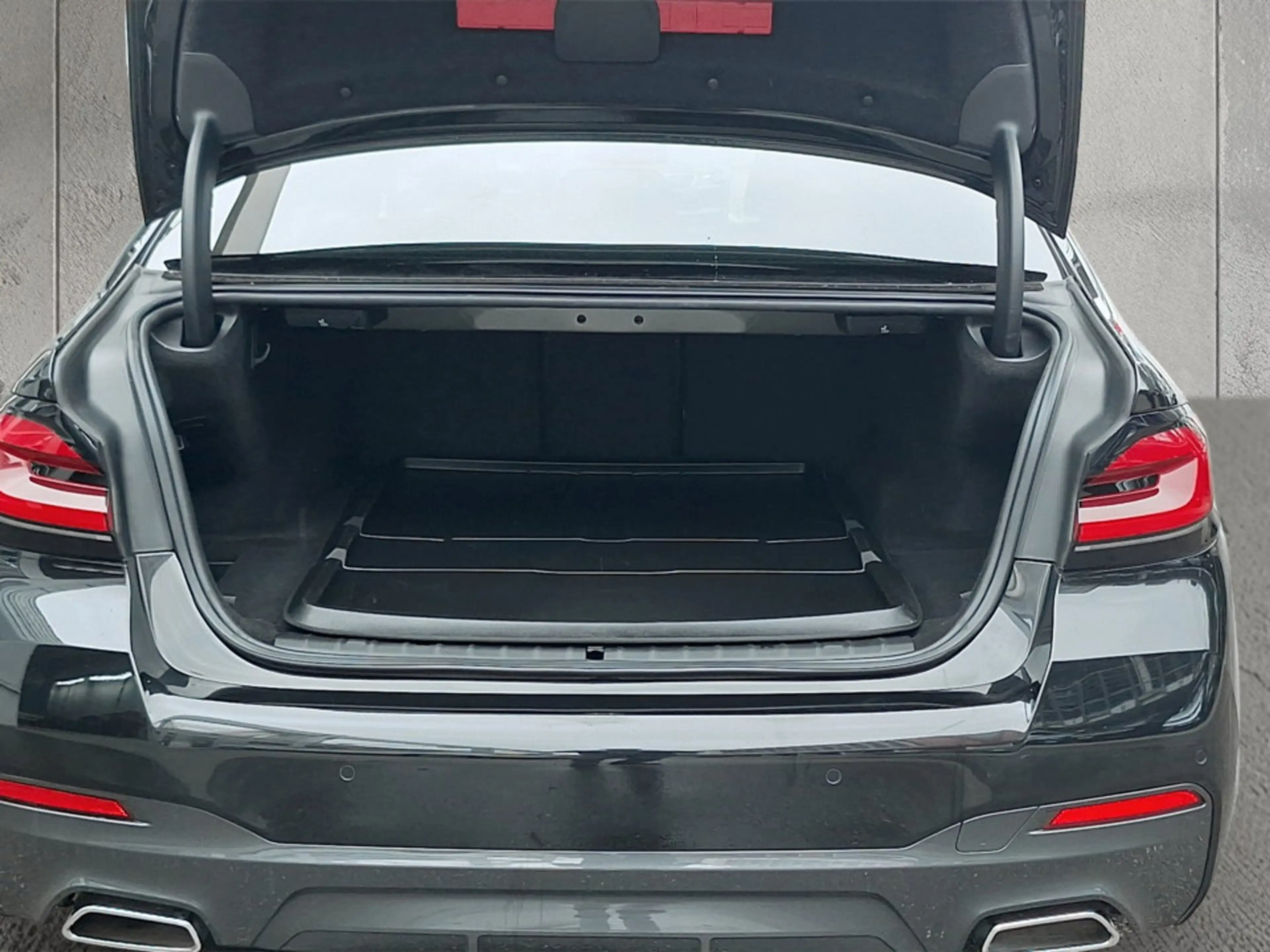 BMW 545 BMW 5 Lim. 545 e xDrive M Sport — photo 13