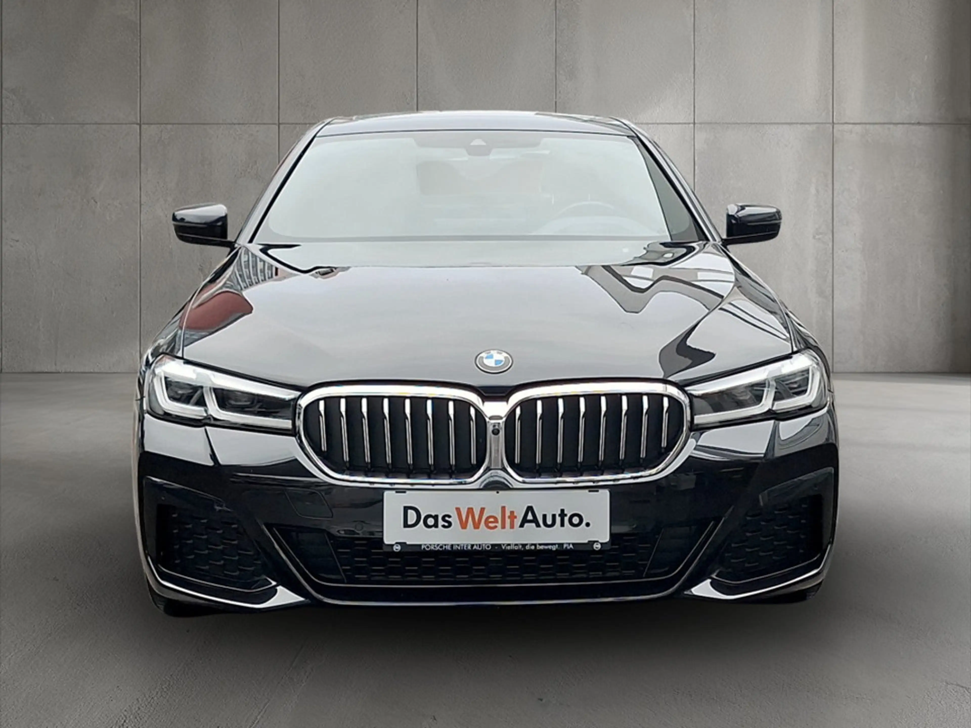 BMW 545 BMW 5 Lim. 545 e xDrive M Sport — photo 2