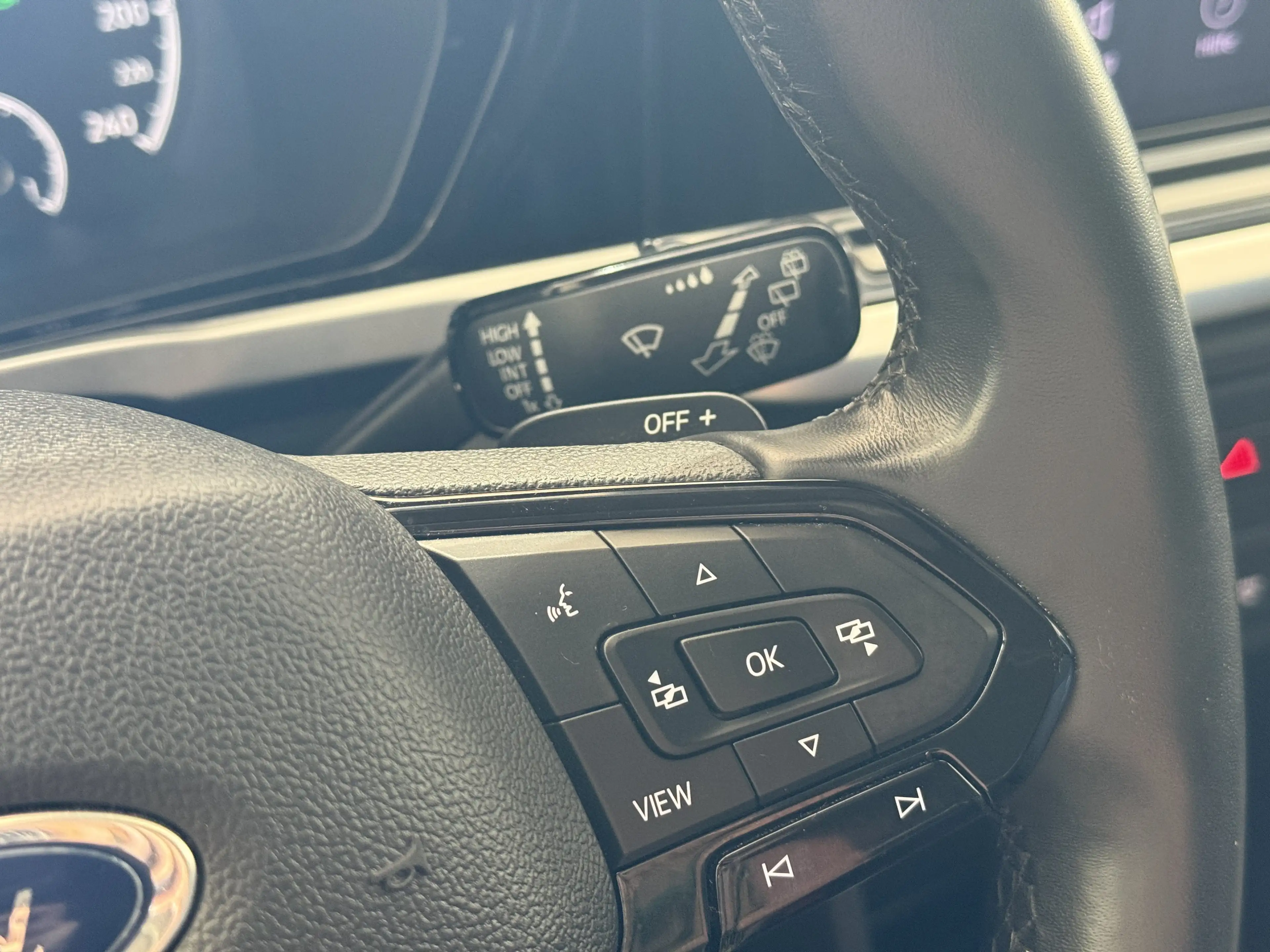 Ford Tourneo Connect Active 7 Sitze Automatik — photo 13