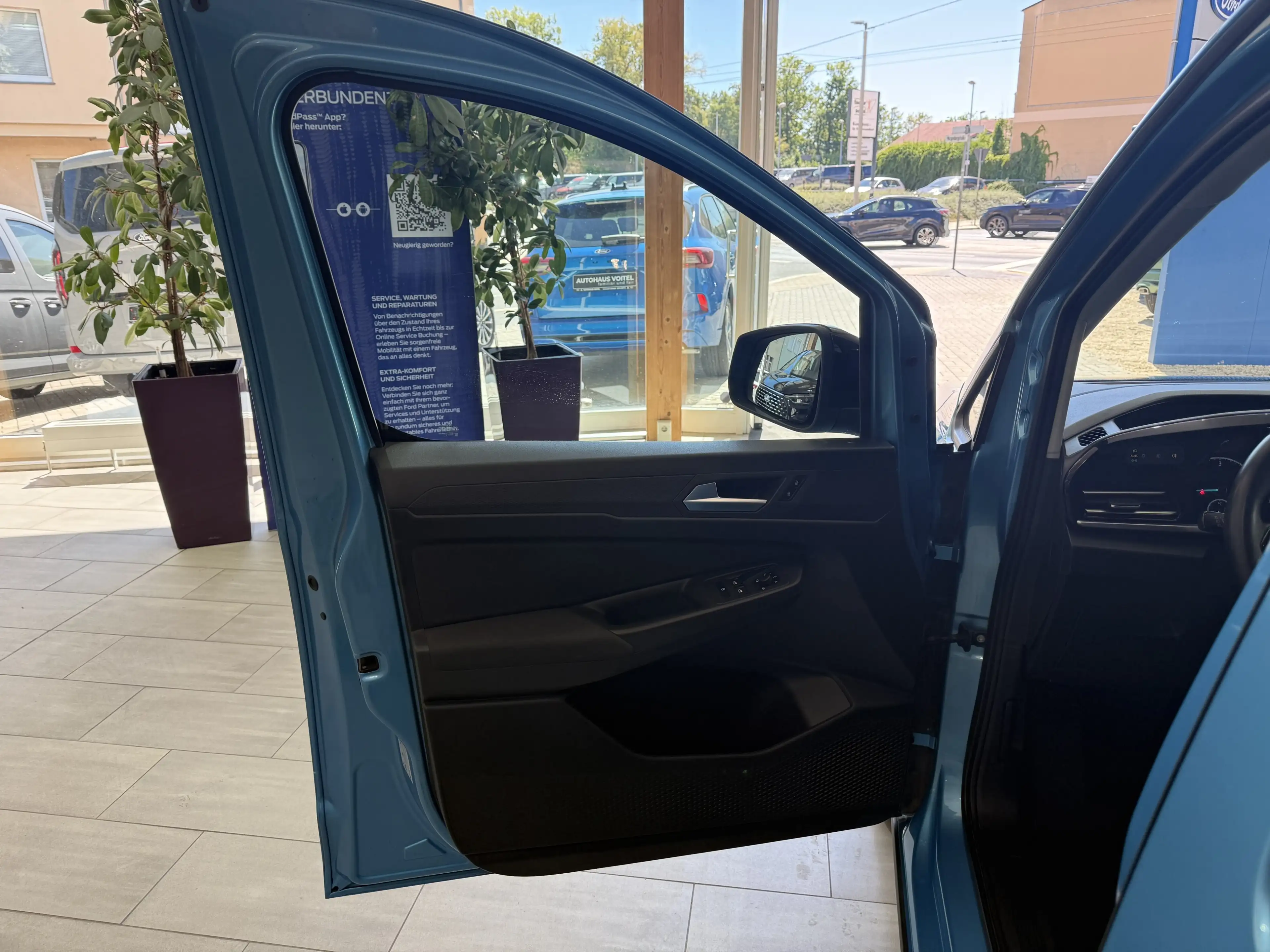 Ford Tourneo Connect Active 7 Sitze Automatik — photo 8