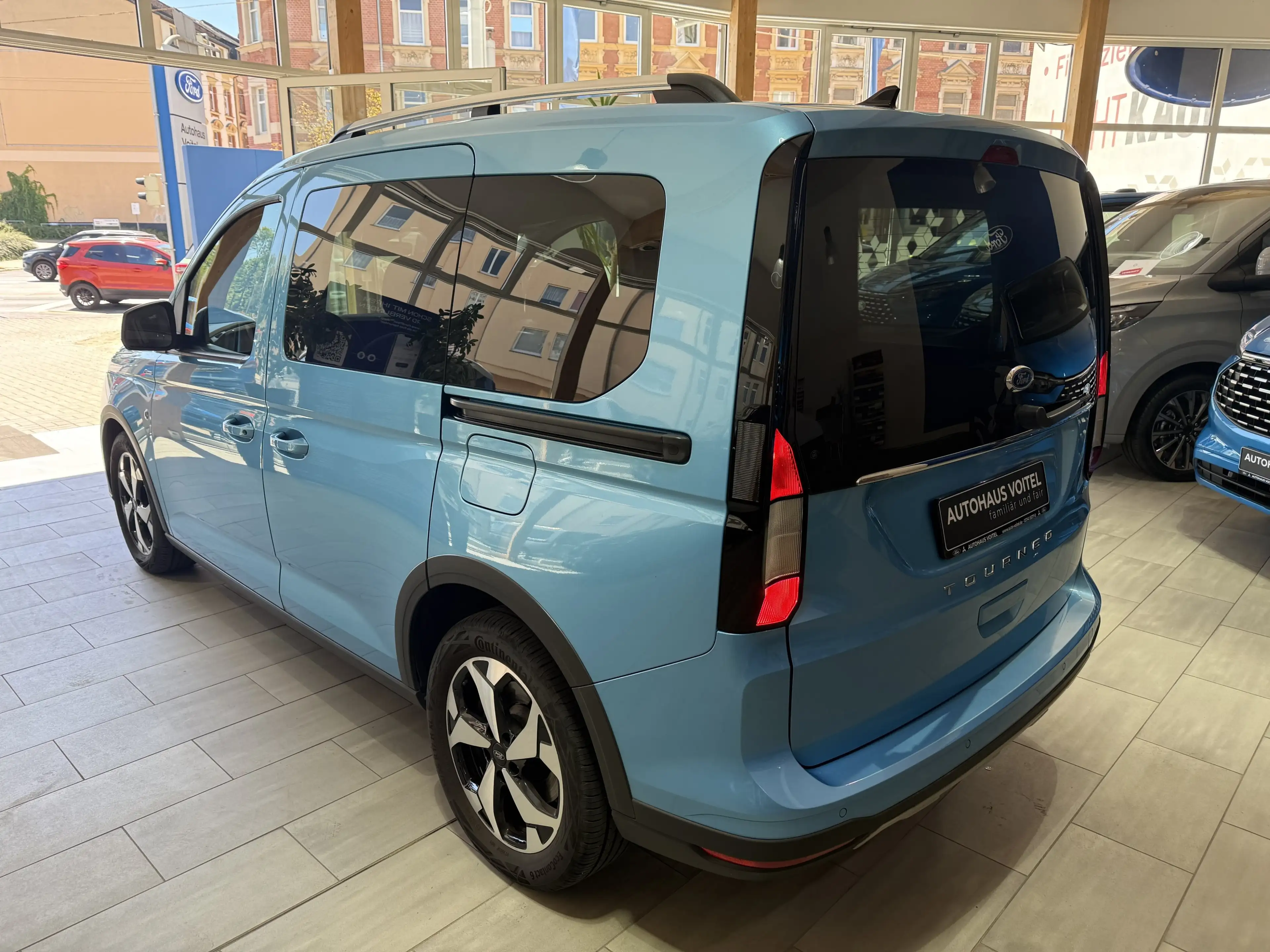 Ford Tourneo Connect Active 7 Sitze Automatik — photo 7