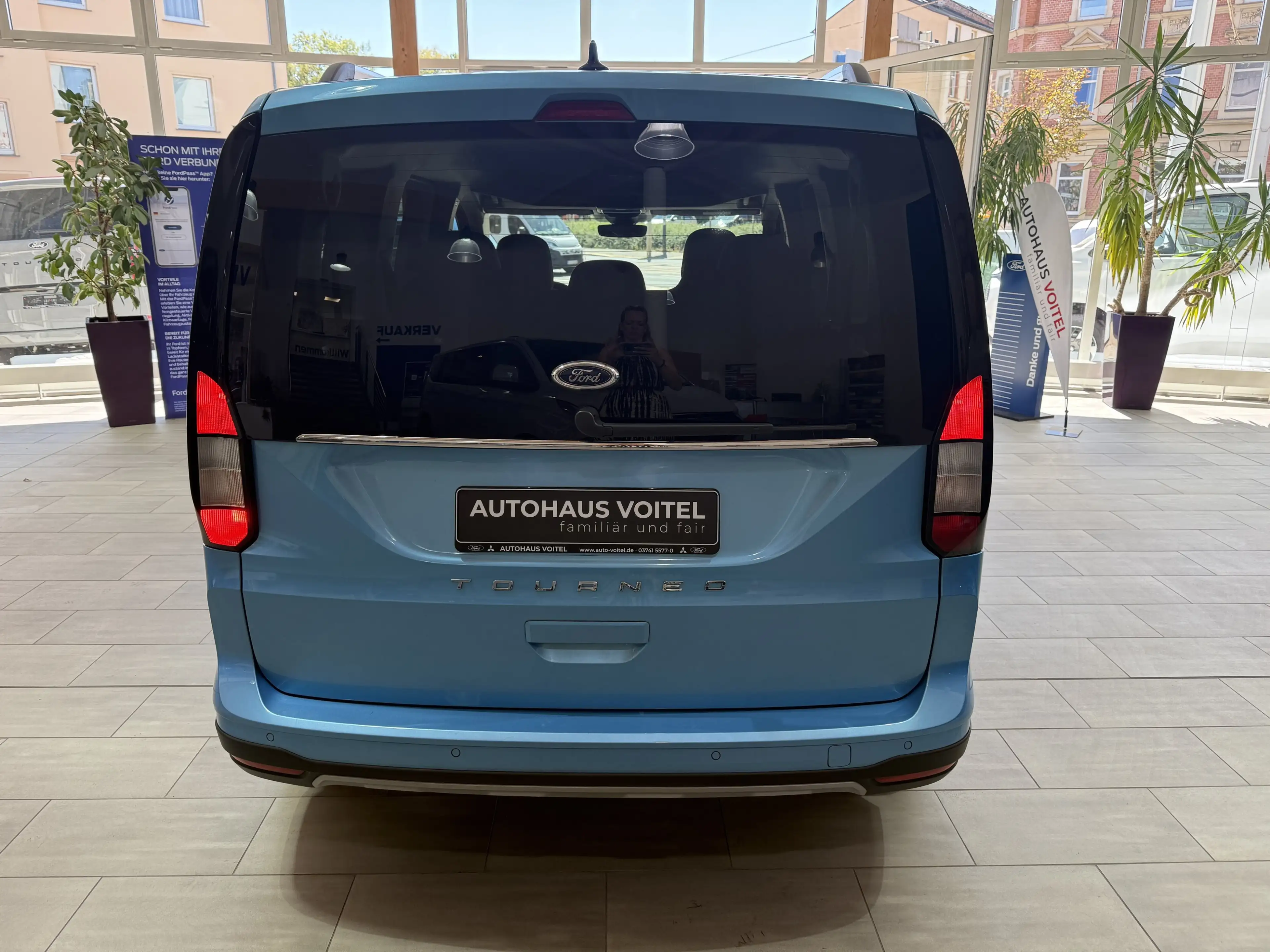 Ford Tourneo Connect Active 7 Sitze Automatik — photo 6