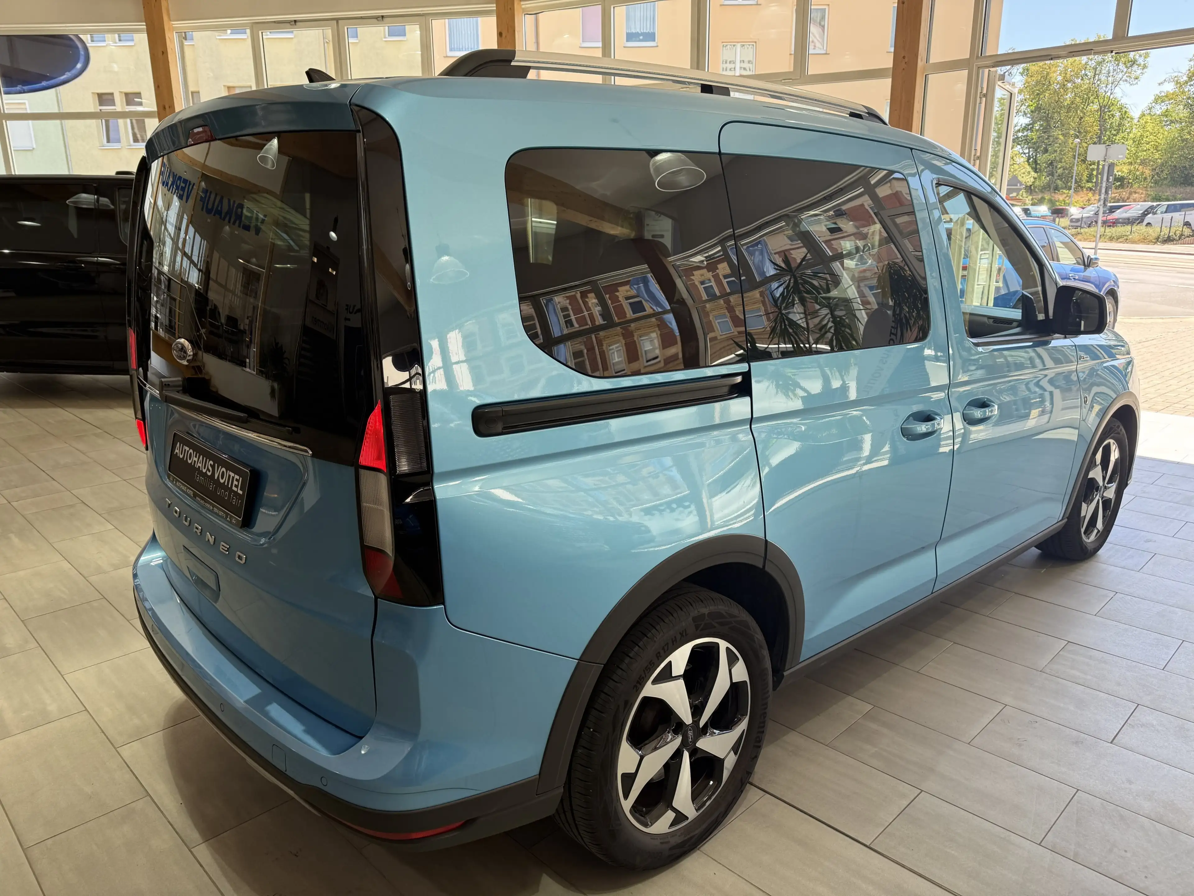Ford Tourneo Connect Active 7 Sitze Automatik — photo 5