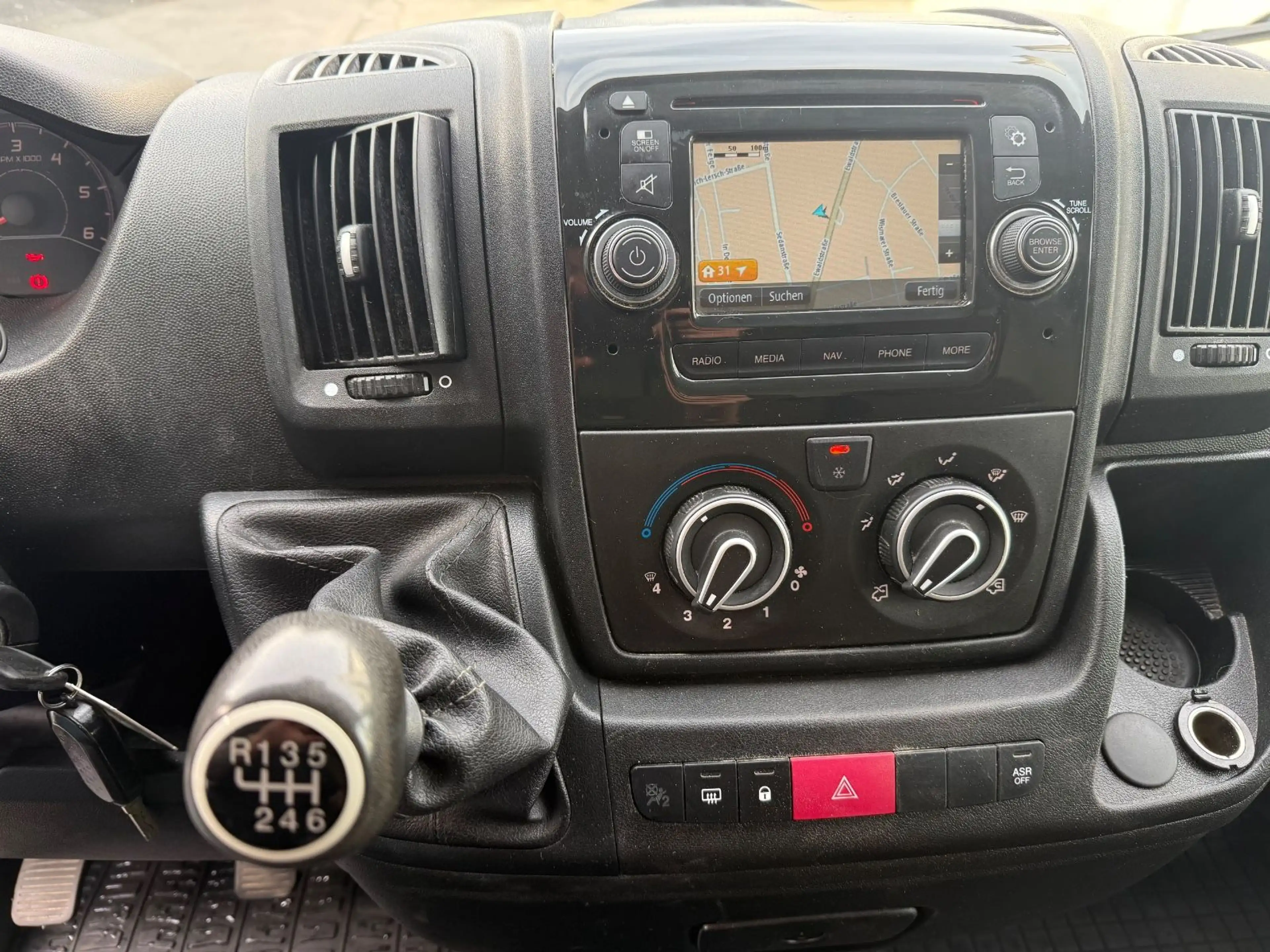 Peugeot Boxer Kasten Hochraum 333 L2H2 2.Hand*Navi*Klima — photo 14