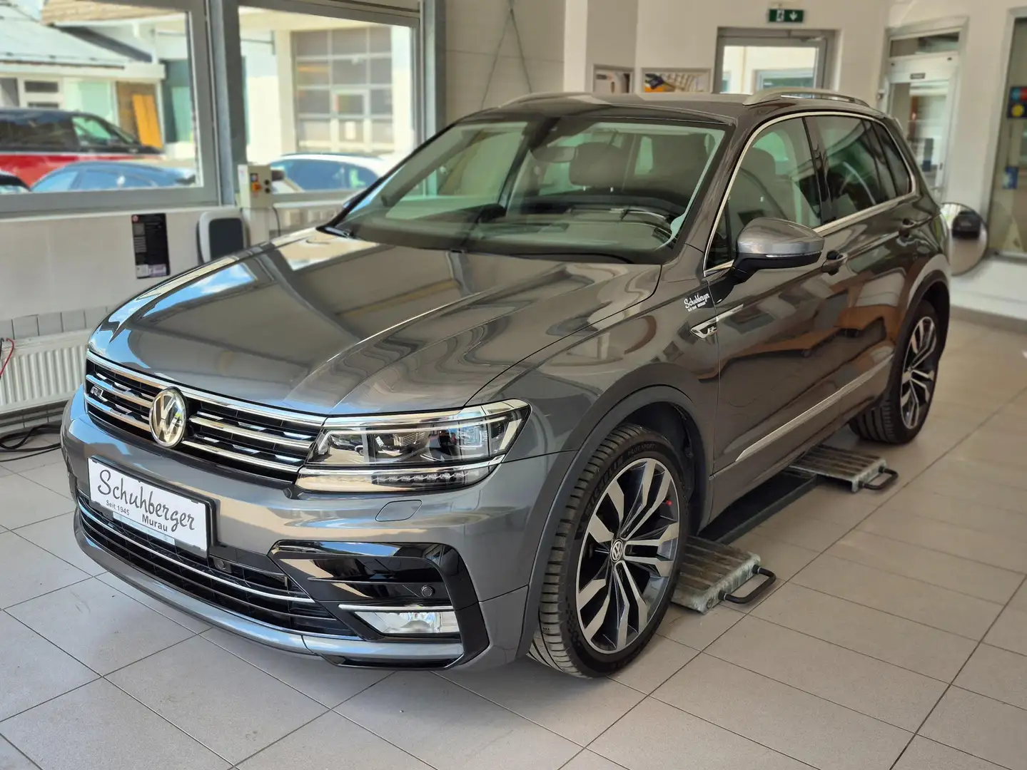 Volkswagen Tiguan Highline BMT 4Motion Grau - 1
