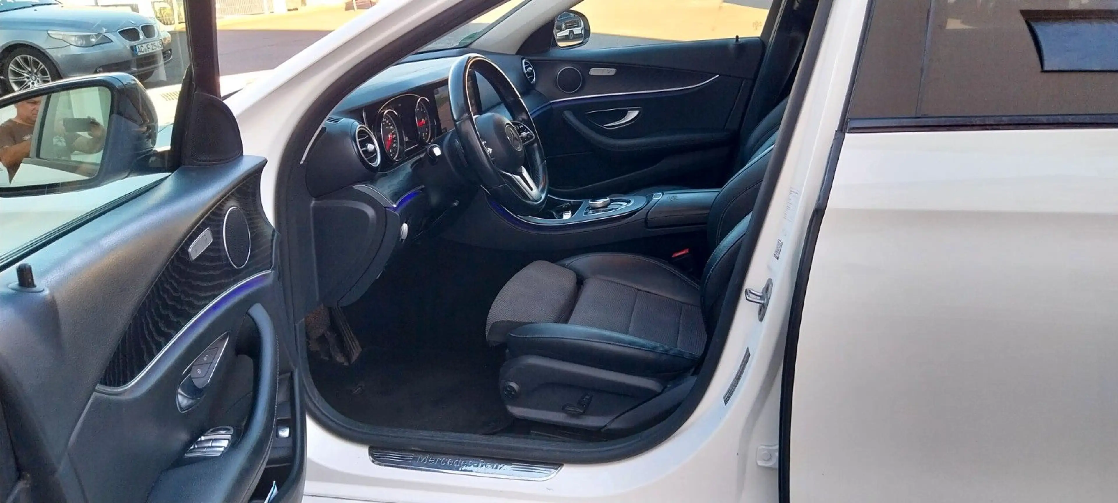 Mercedes-Benz E 220 d T-Modell 9G-Automatik Scheckheft MB 1.Hd — photo 15