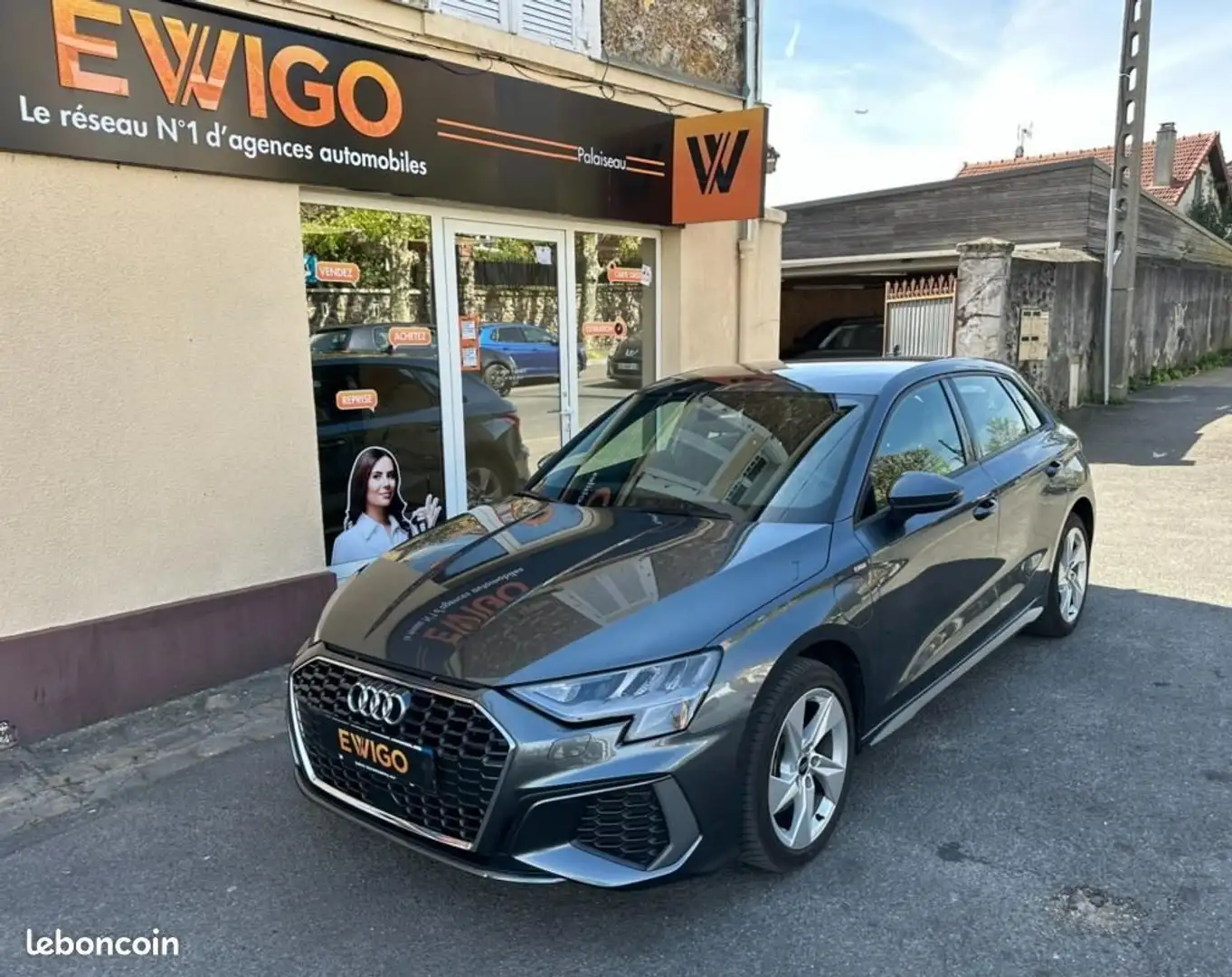 Audi A3 40 TFSIE 204Ch BUSINESS LINE HYBRID S-TRONIC Gris - 1