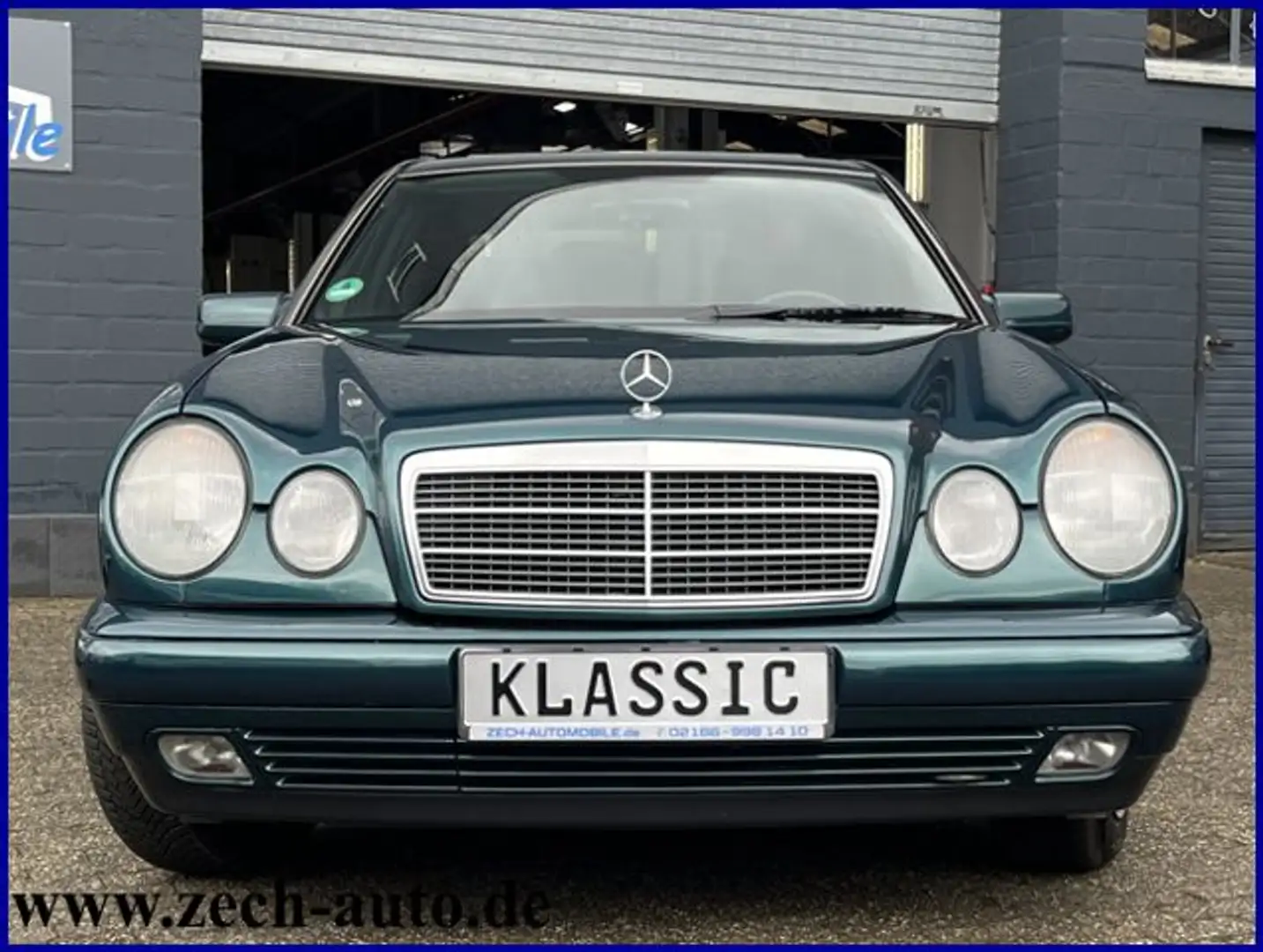 Mercedes-Benz E 200 Classic *Renter *Buchhalter *H möglich* Grün - 2