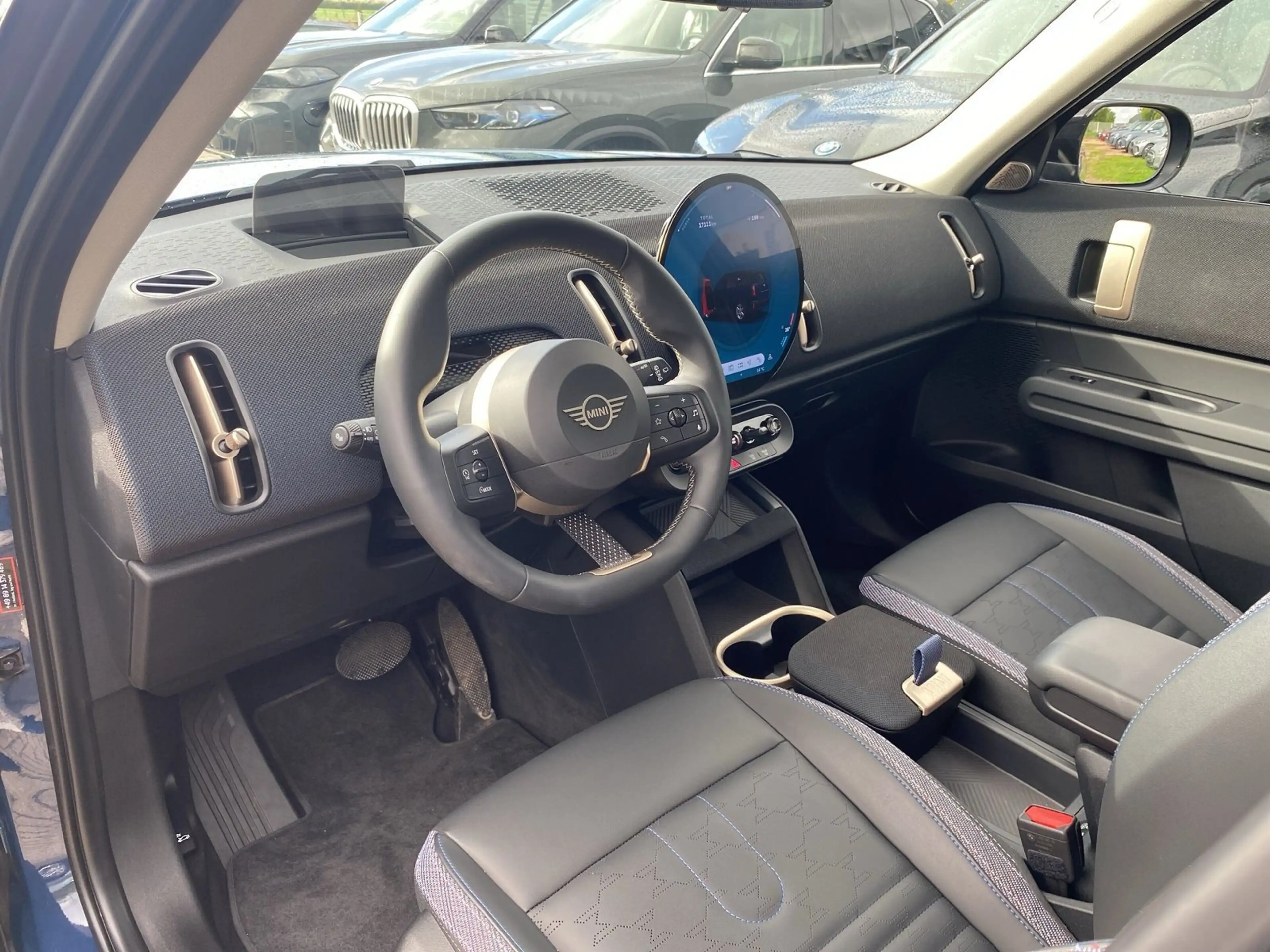 MINI Cooper SE Countryman Countryman SE ALL4 AHK Kamera Pano HUD HK HiFi — photo 8
