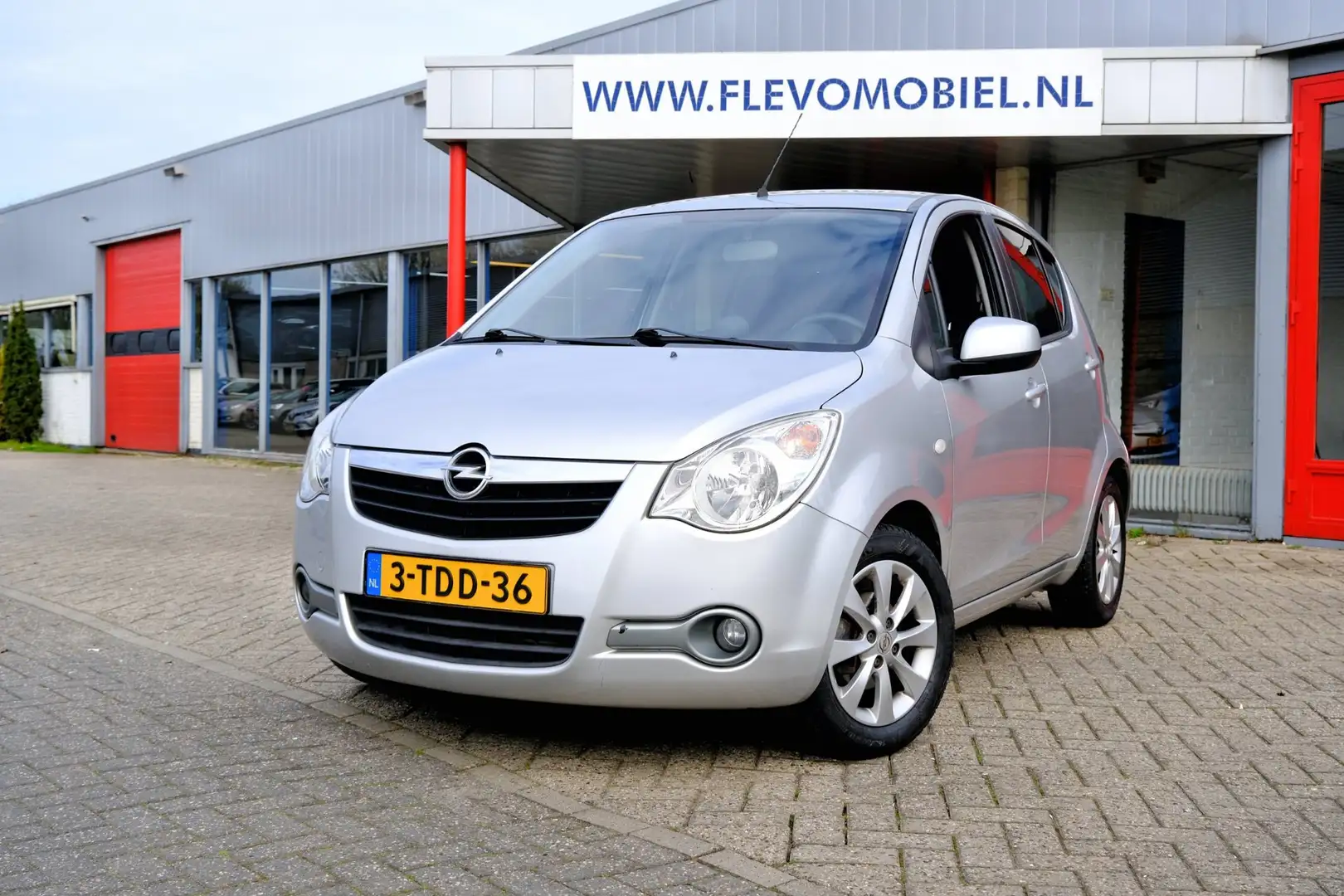 Opel Agila 1.0 Berlin 5-drs *71.590km!* Airco|LMV Grau - 1