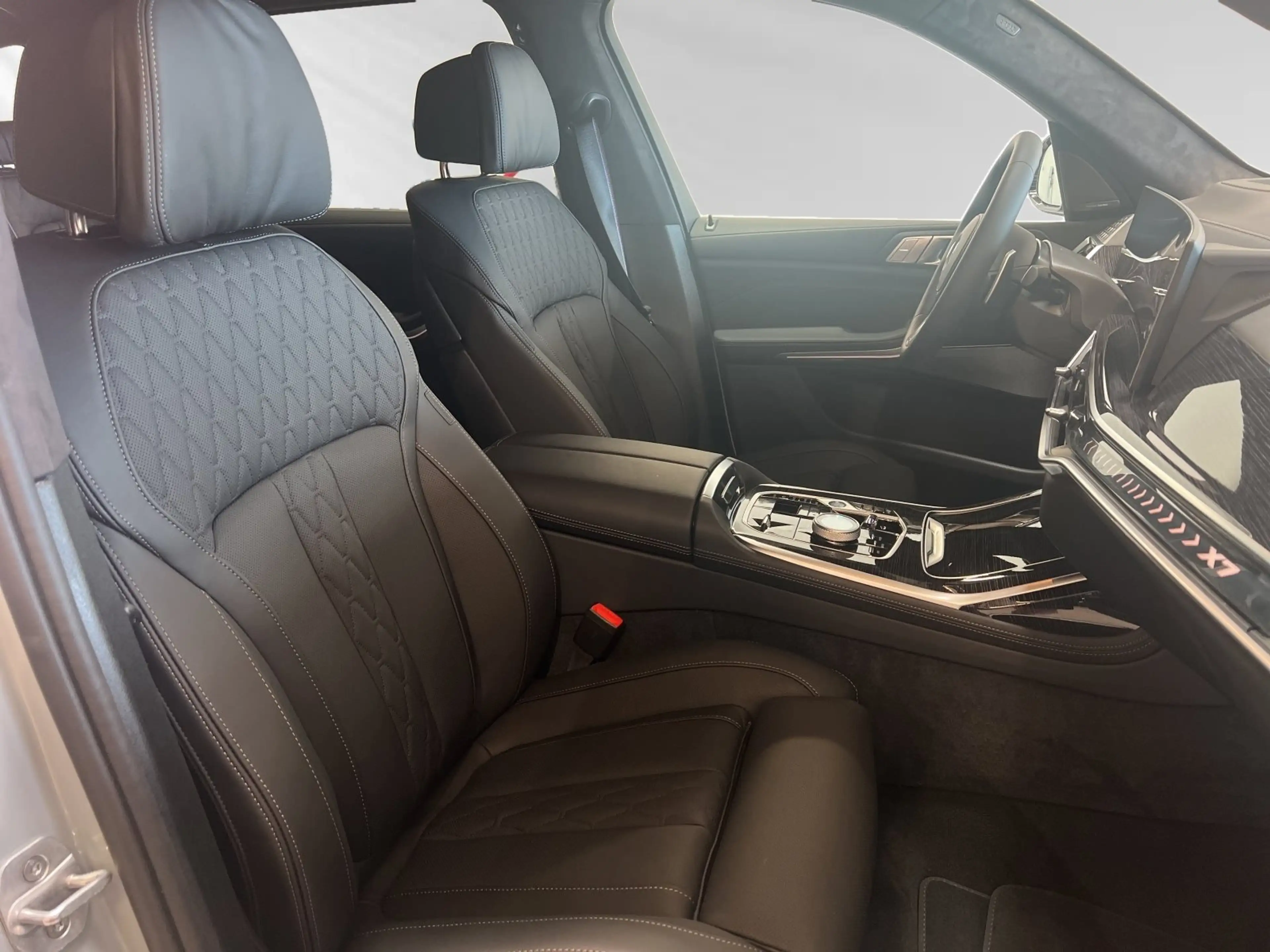 BMW X7 xDrive40d M Sport|AHK|SkyLounge|DA-Prof. — photo 8