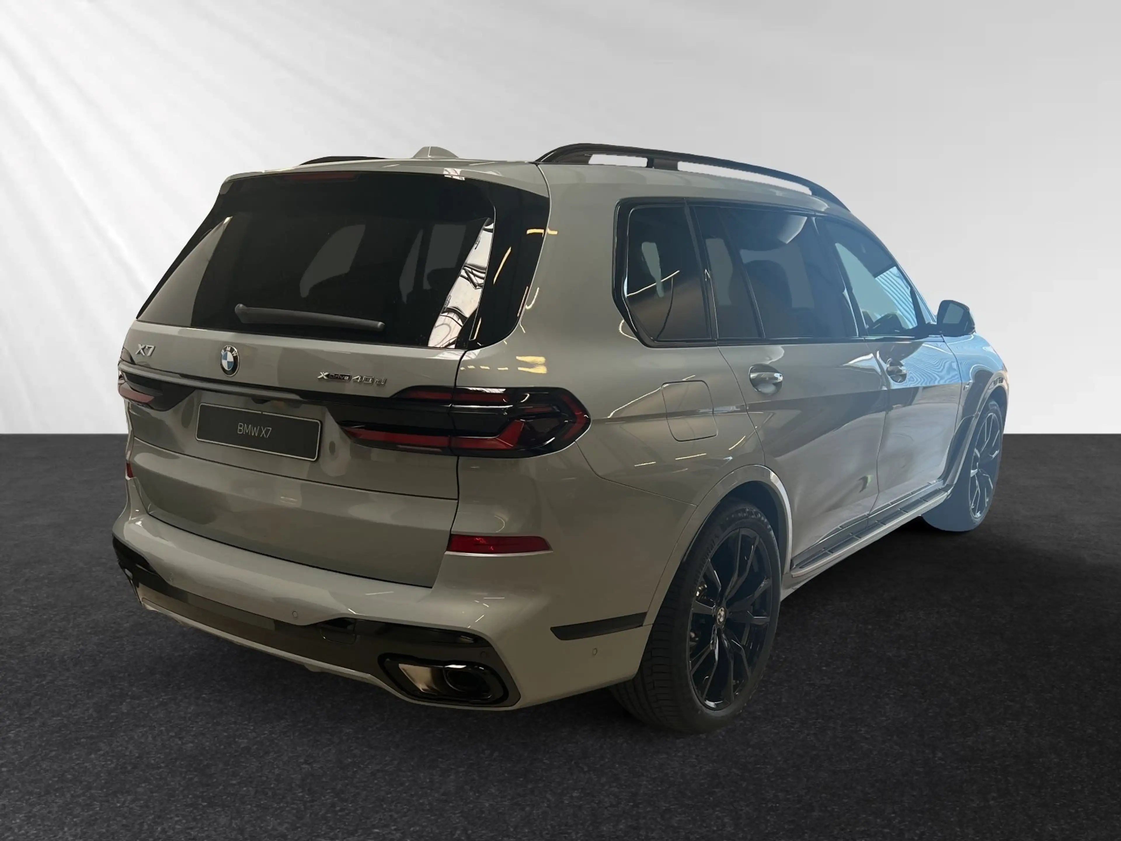 BMW X7 xDrive40d M Sport|AHK|SkyLounge|DA-Prof. — photo 3