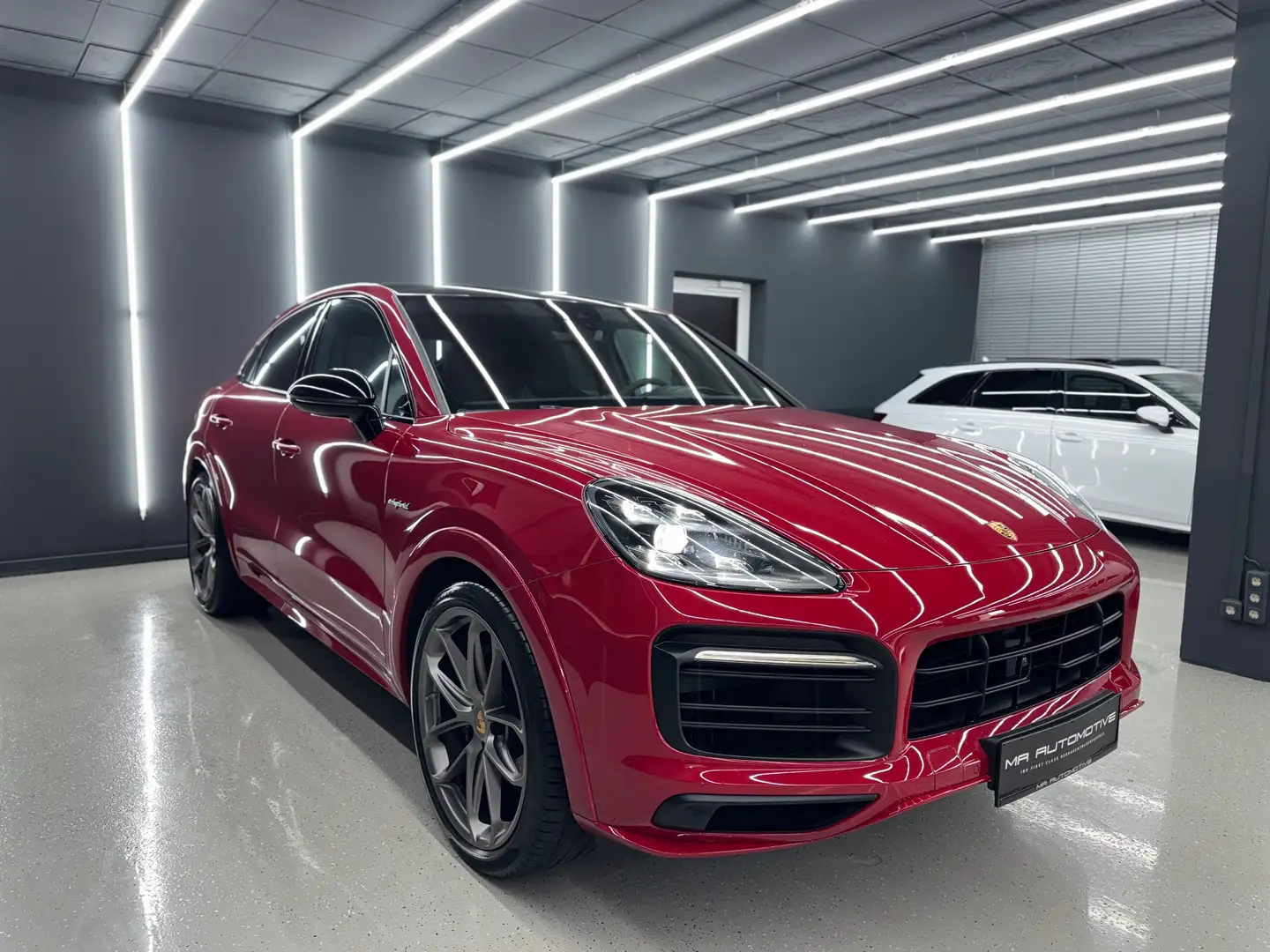 Porsche Cayenne E-Hybrid Coupé *LEICHTBAU*SPORTDESIGN*AGA*PDLS+ Rosso - 2