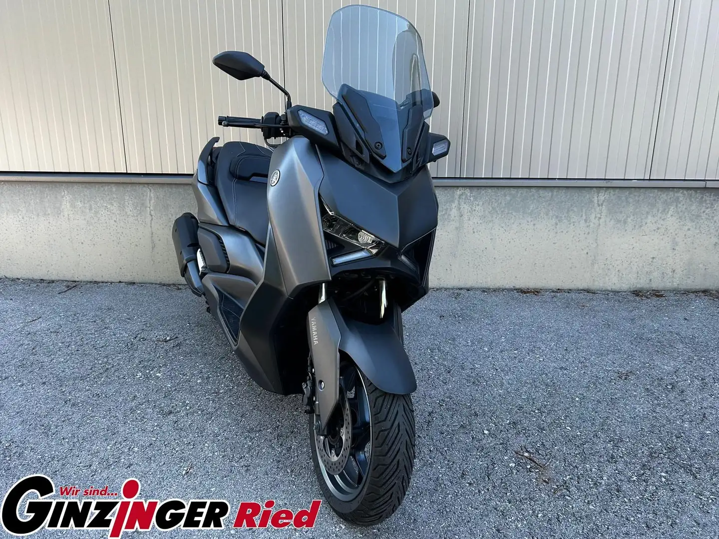 Yamaha X-Max 300 - 2
