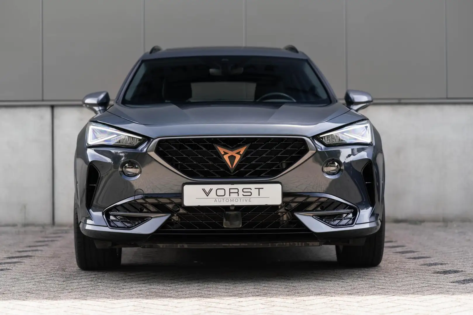 CUPRA Formentor 1.4 e-Hybrid Pano DSG Gris - 2