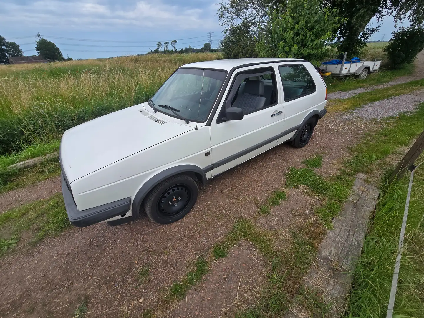 Volkswagen Golf Golf 1.3 Inj. Белый - 2