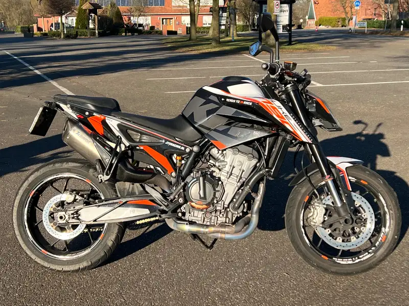 KTM 790 Duke