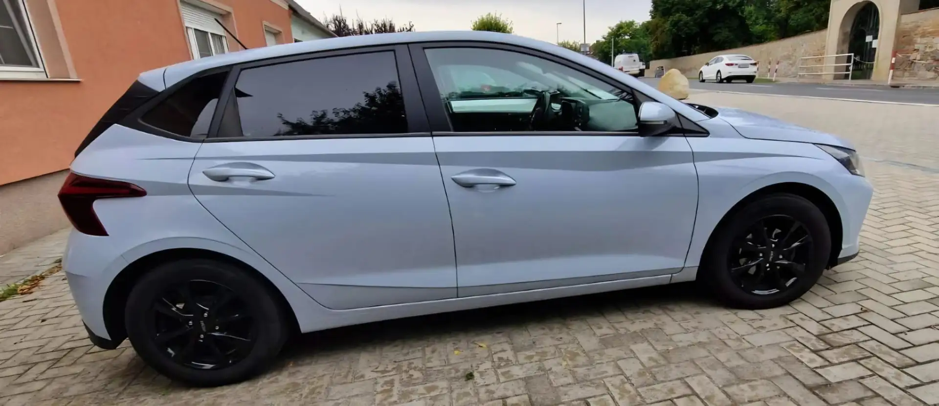 Hyundai i20 Blau - 1