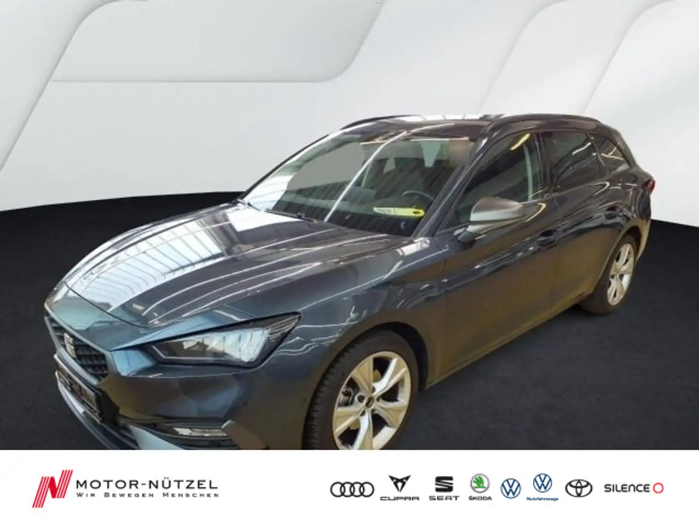 SEAT Leon ST 1.5 TSI FR-LINE LED+NAVI+APP+ACC+SHZ+RFK Grau - 1