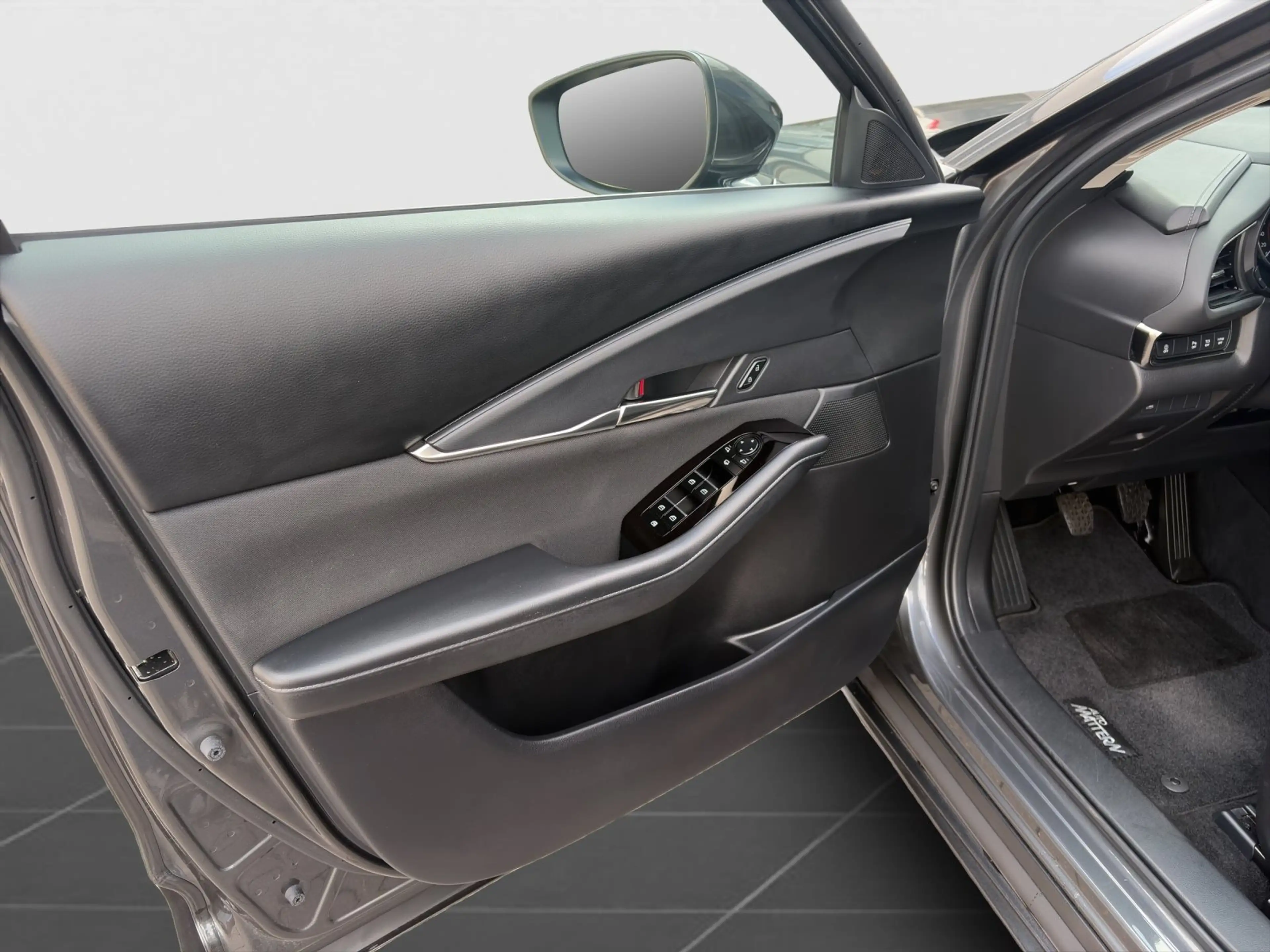 Mazda CX-30 e-SKYACTIV-X 2.0 M HYBRID SELECTION — photo 10