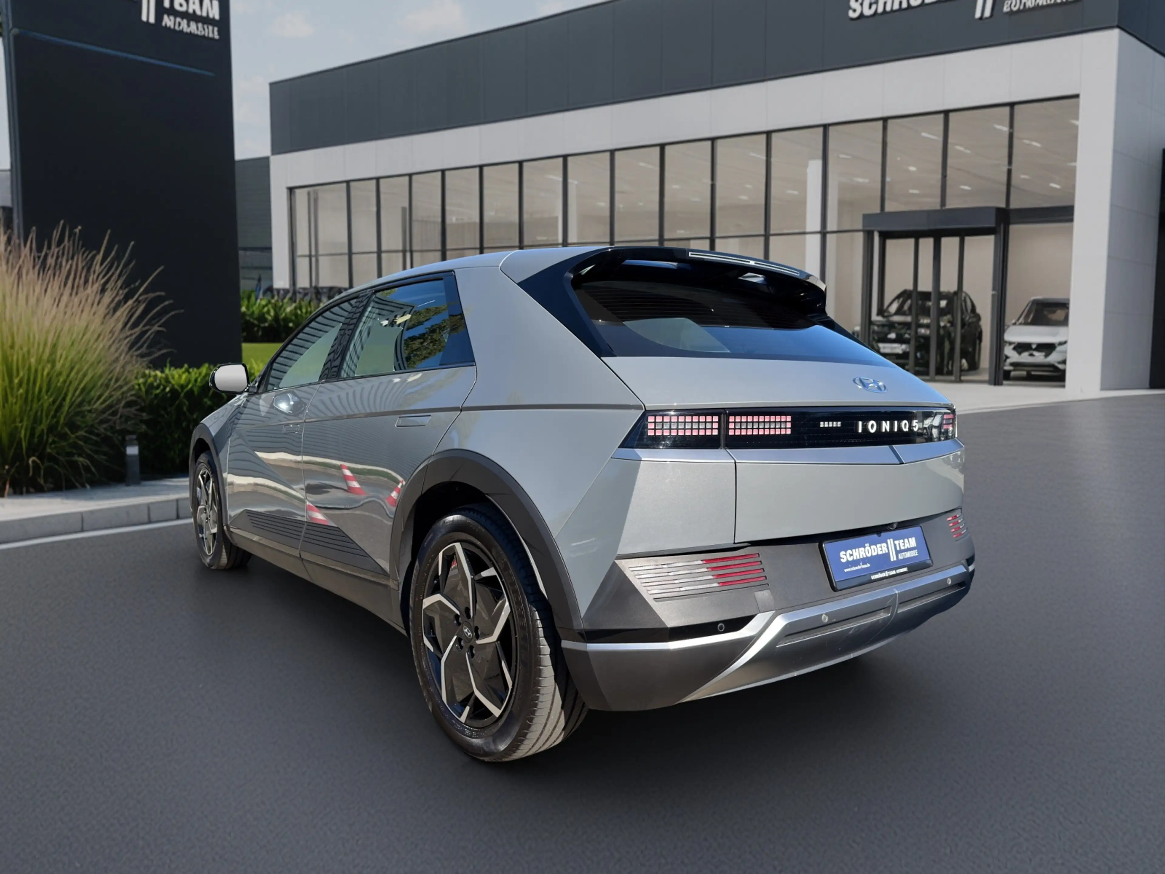 Hyundai IONIQ 5 Elektro 77,4 kWh Dynamiq NSCC/VIRTUAL/NAVI — photo 3