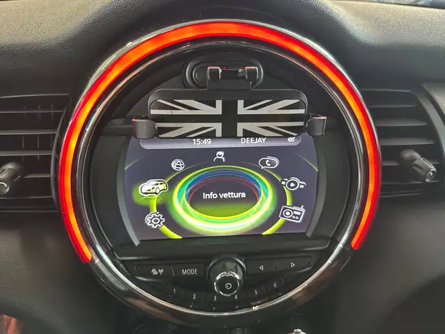 Mini Hatch view 15