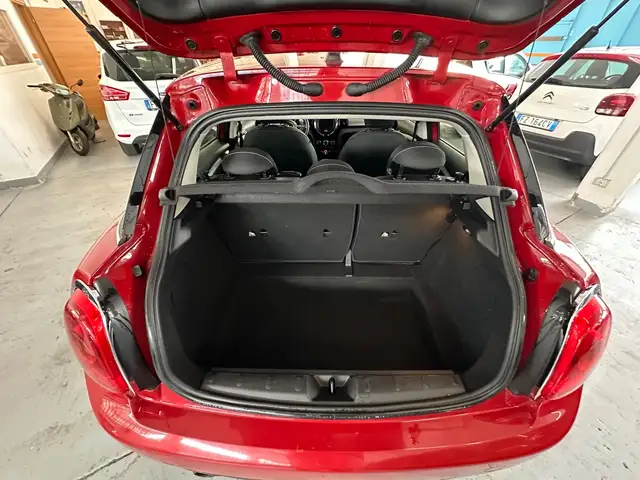 Mini Hatch view 10