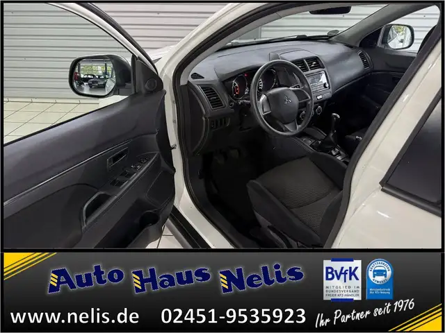 Mitsubishi Asx view 25