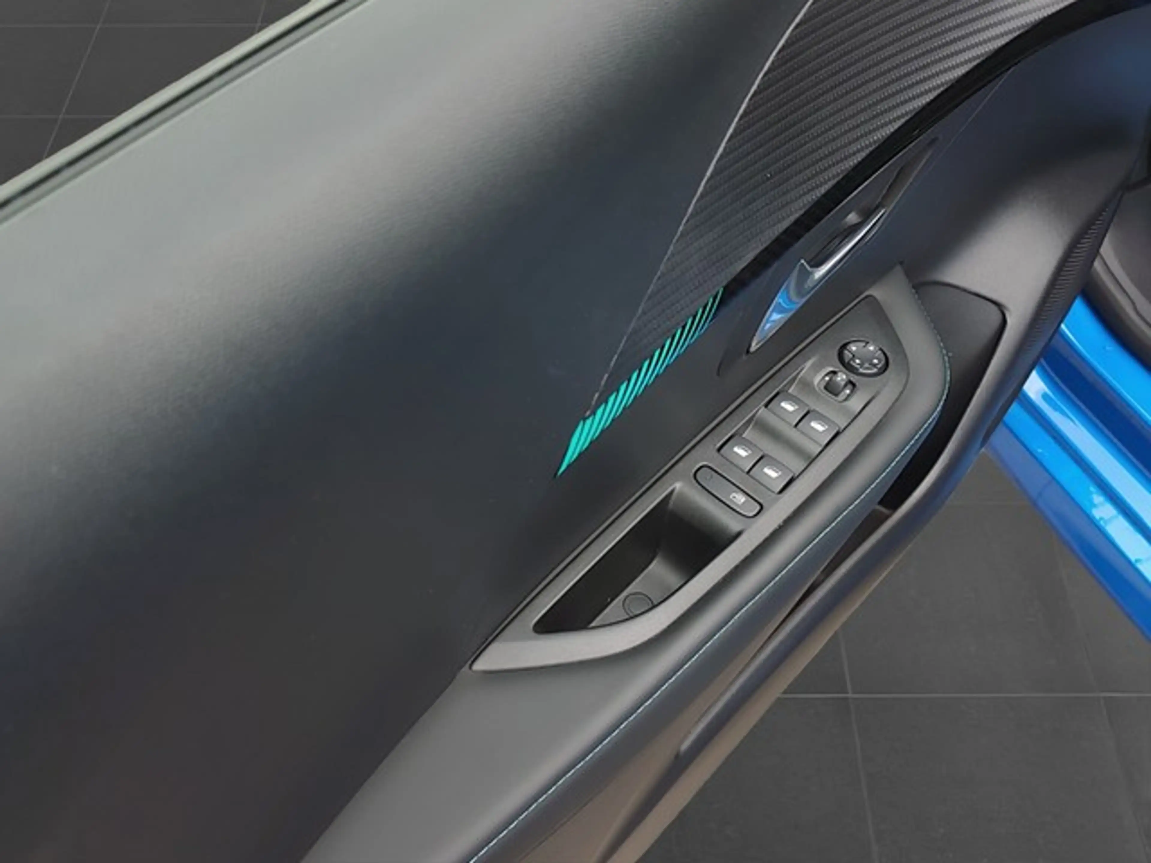 Peugeot e-208 Allure SHZ PDC KLIMAAT e- Allure — photo 14