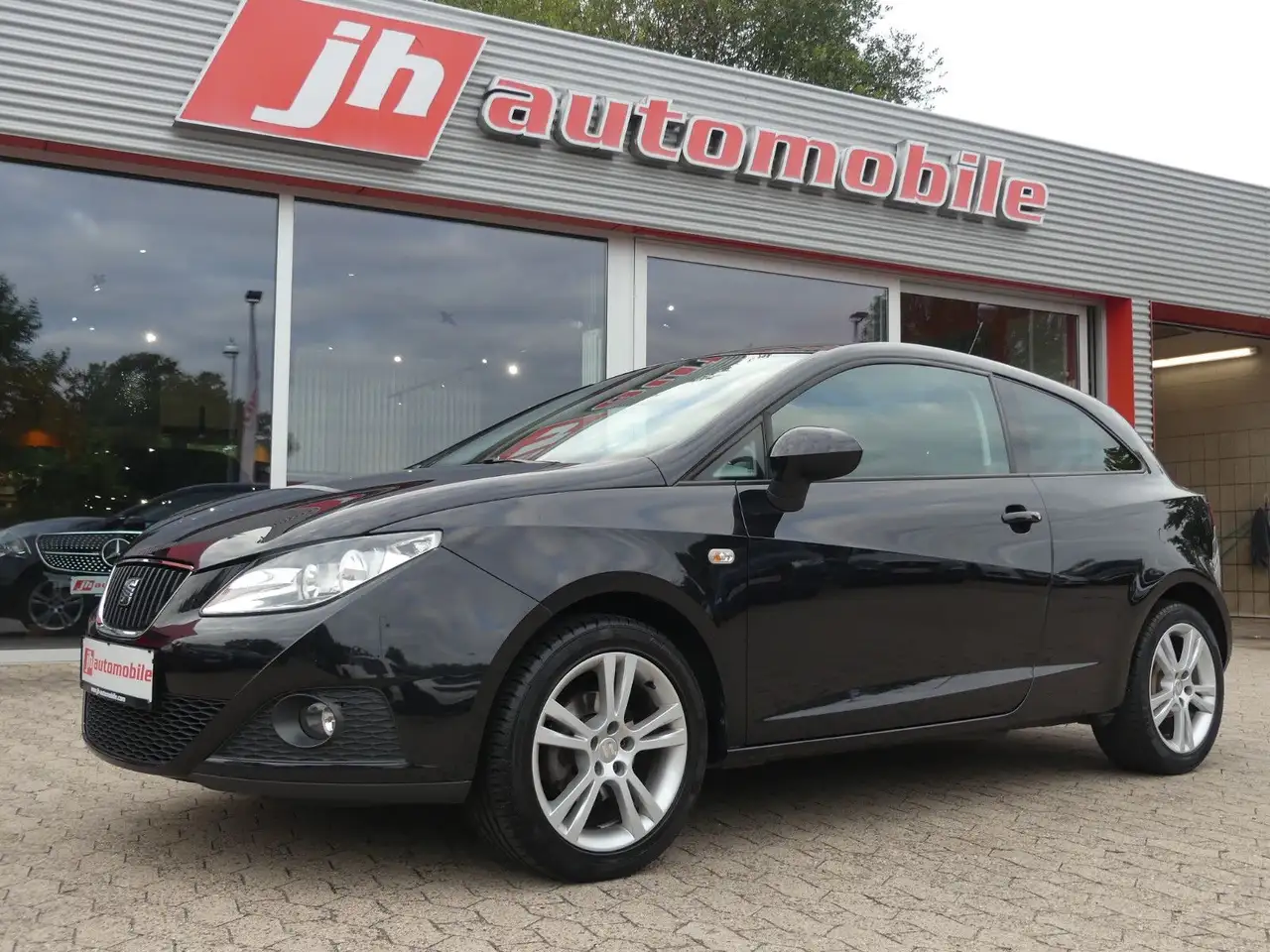 SEAT Ibiza SC Sport*1. Hand*Klima*PDC*AUX*ab 99€ — photo 1 of 28
