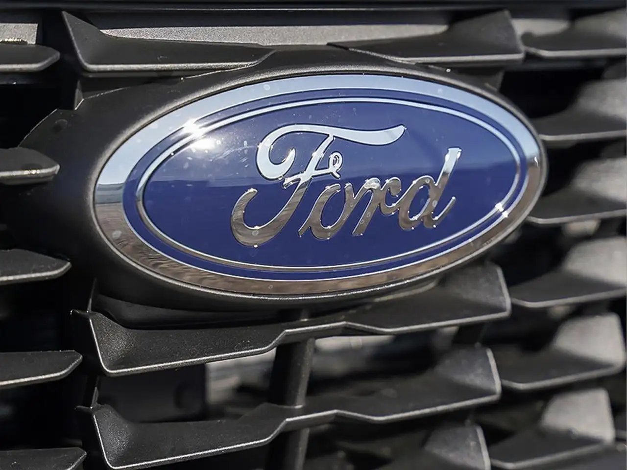 Ford Escape снимка Ford Escape