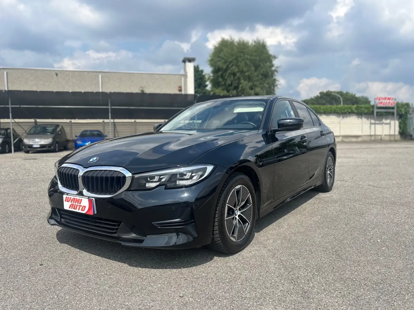BMW 318 318d 48V Advantage ibrida Negro - 1