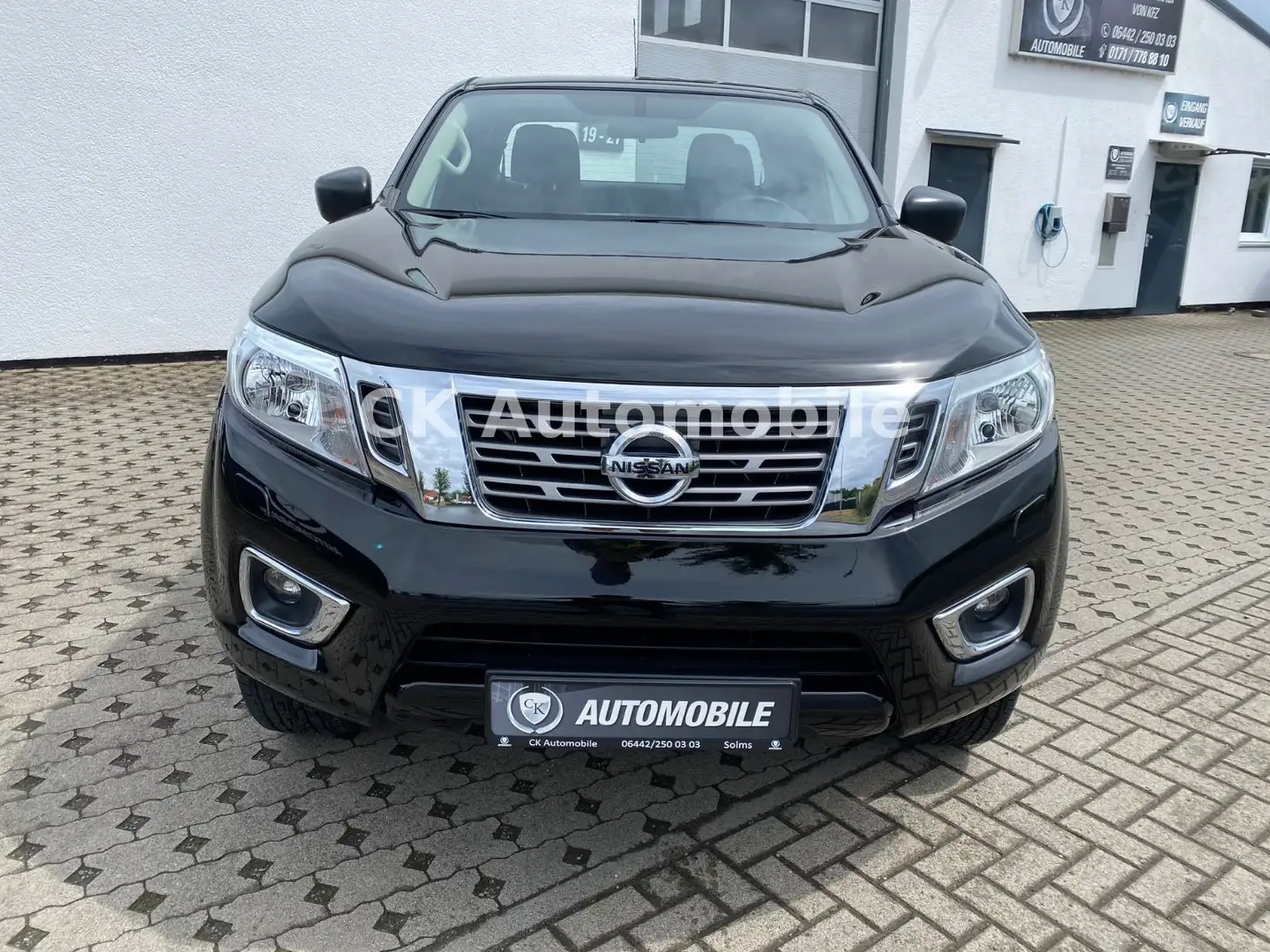 Nissan Navara NP300 Acenta King Cab 4x4/AHK 3500 KG Noir - 2