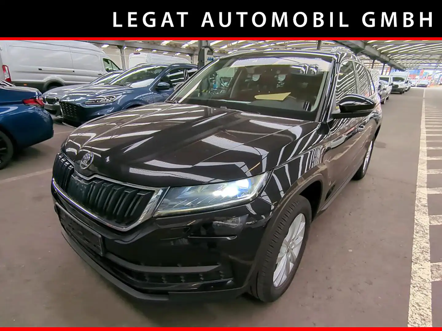 Skoda Kodiaq 2,0 TDI SCR 4x4 Style DSG *AHV*ALLRAD*MEMORY*LED* Schwarz - 1