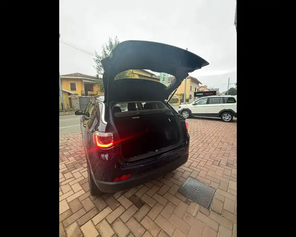 Jeep Compass view 15