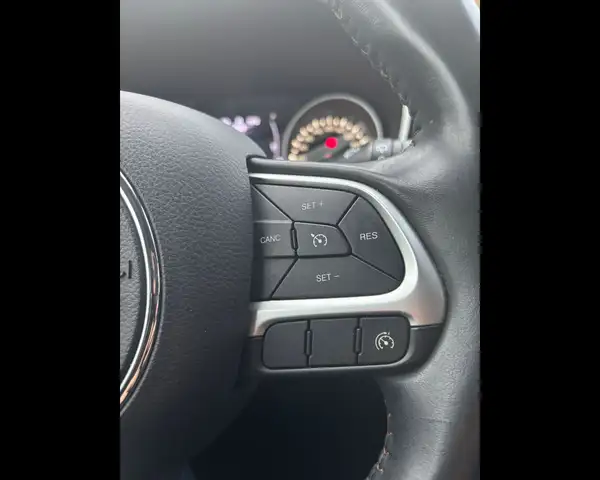 Jeep Compass view 10