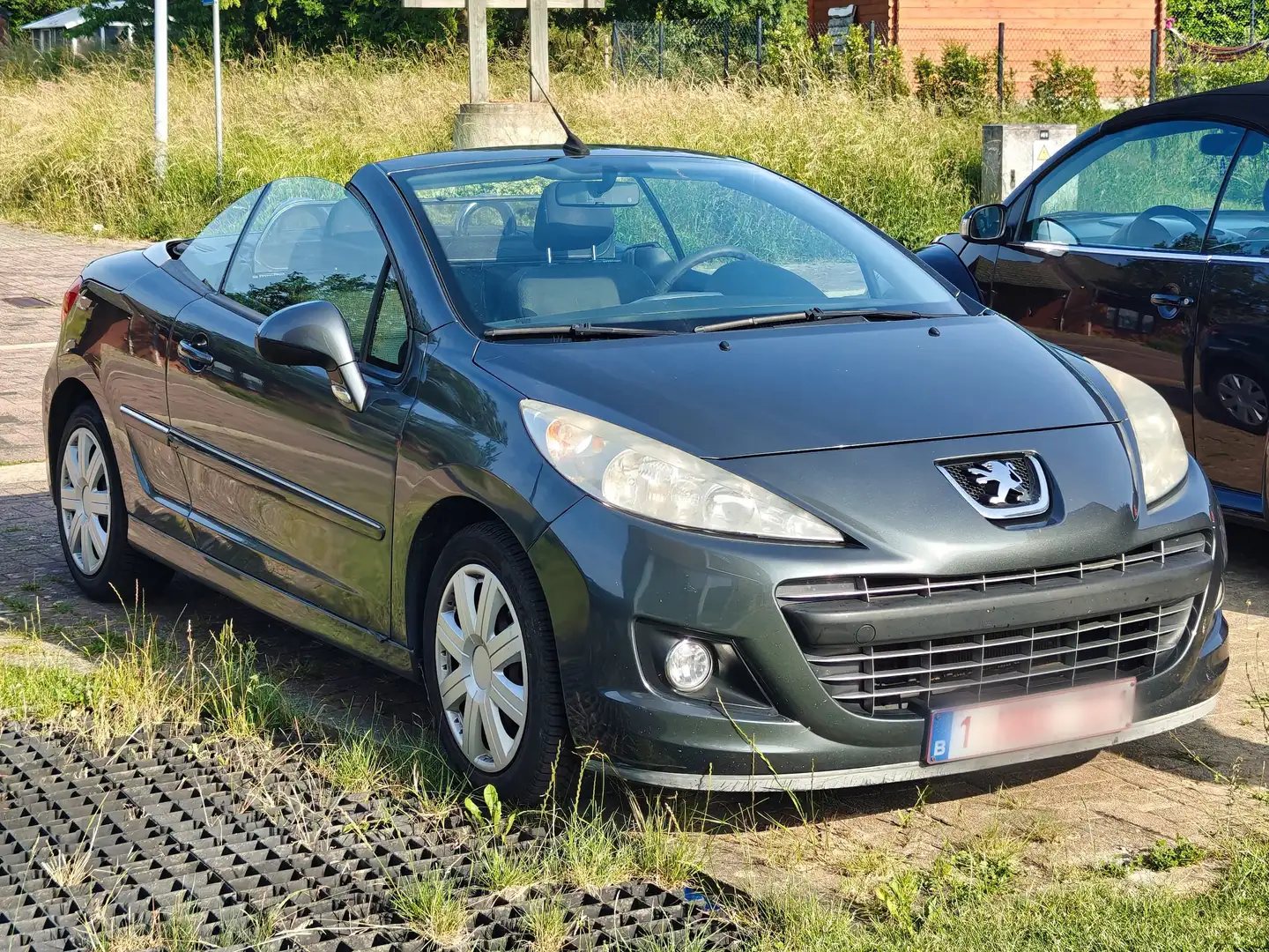 Peugeot 207 207 CC 1.6i Gris - 1
