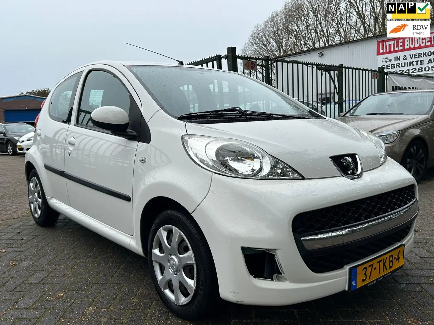 Peugeot 107 1.0-12V XS unike km org nl auto airco elektrische Wit - 1