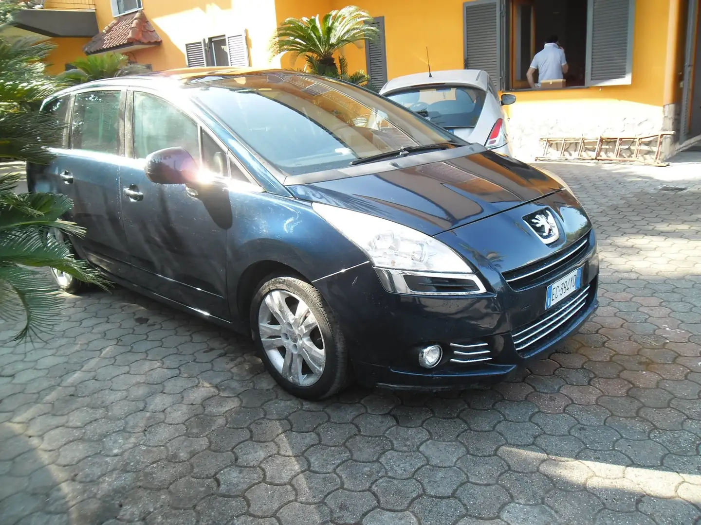 Peugeot 5008 1.6 hdi 16v Tecno 110cv Azul - 1