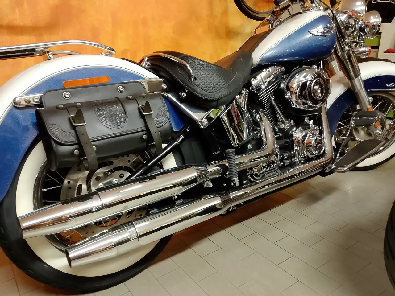 Harley-Davidson Deluxe