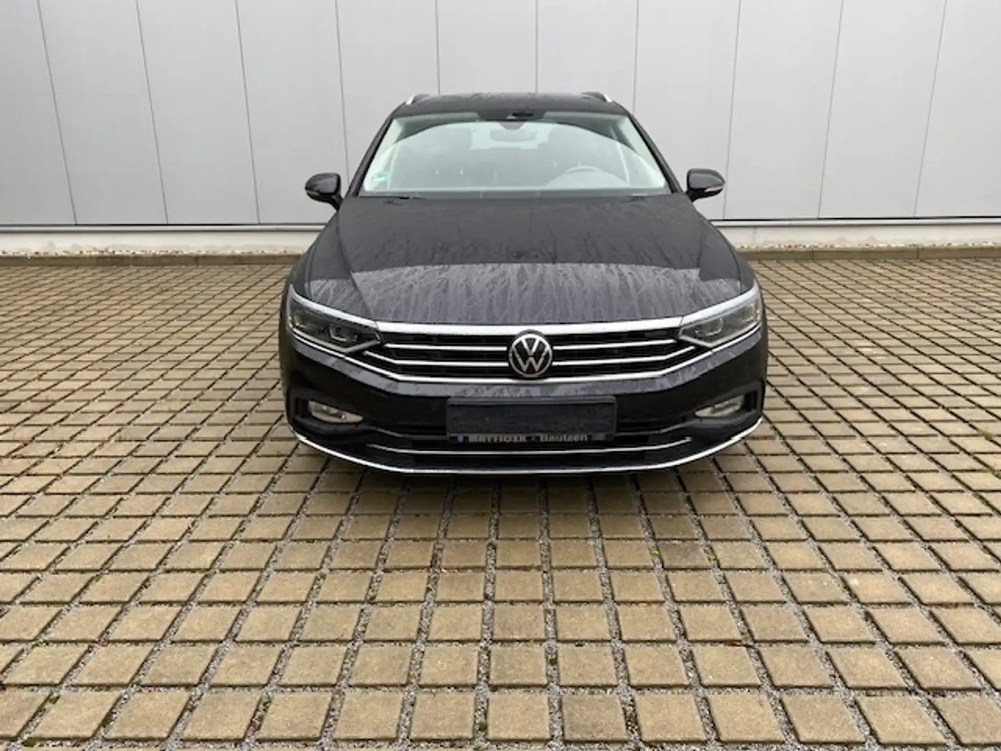 Volkswagen Passat Variant 2.0 TDI DSG Elegance AHK/MATRIX-LED/NAVI+VZE/RFK/ Schwarz - 2