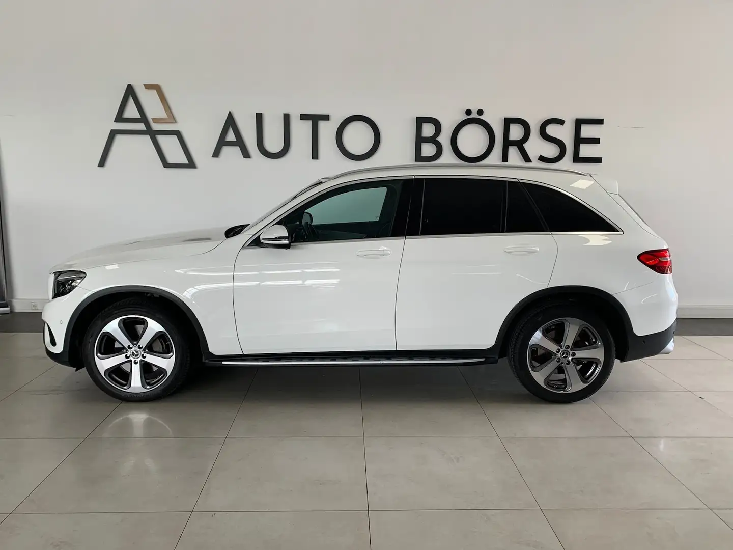 Mercedes-Benz GLC 220 d 4M 9G LUXURY-PAKET*NAVI*CAM*STHZG*LED* Biały - 2