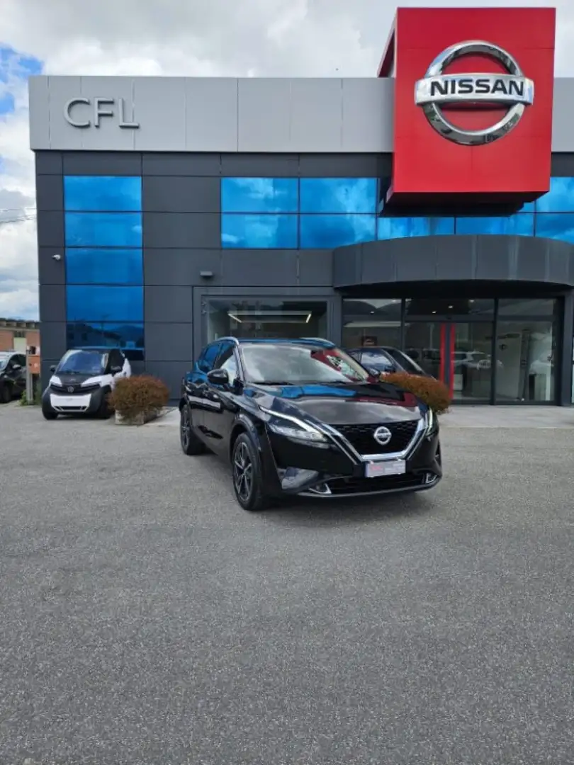 Nissan Qashqai MHEV 140 CV N-Style Negro - 1