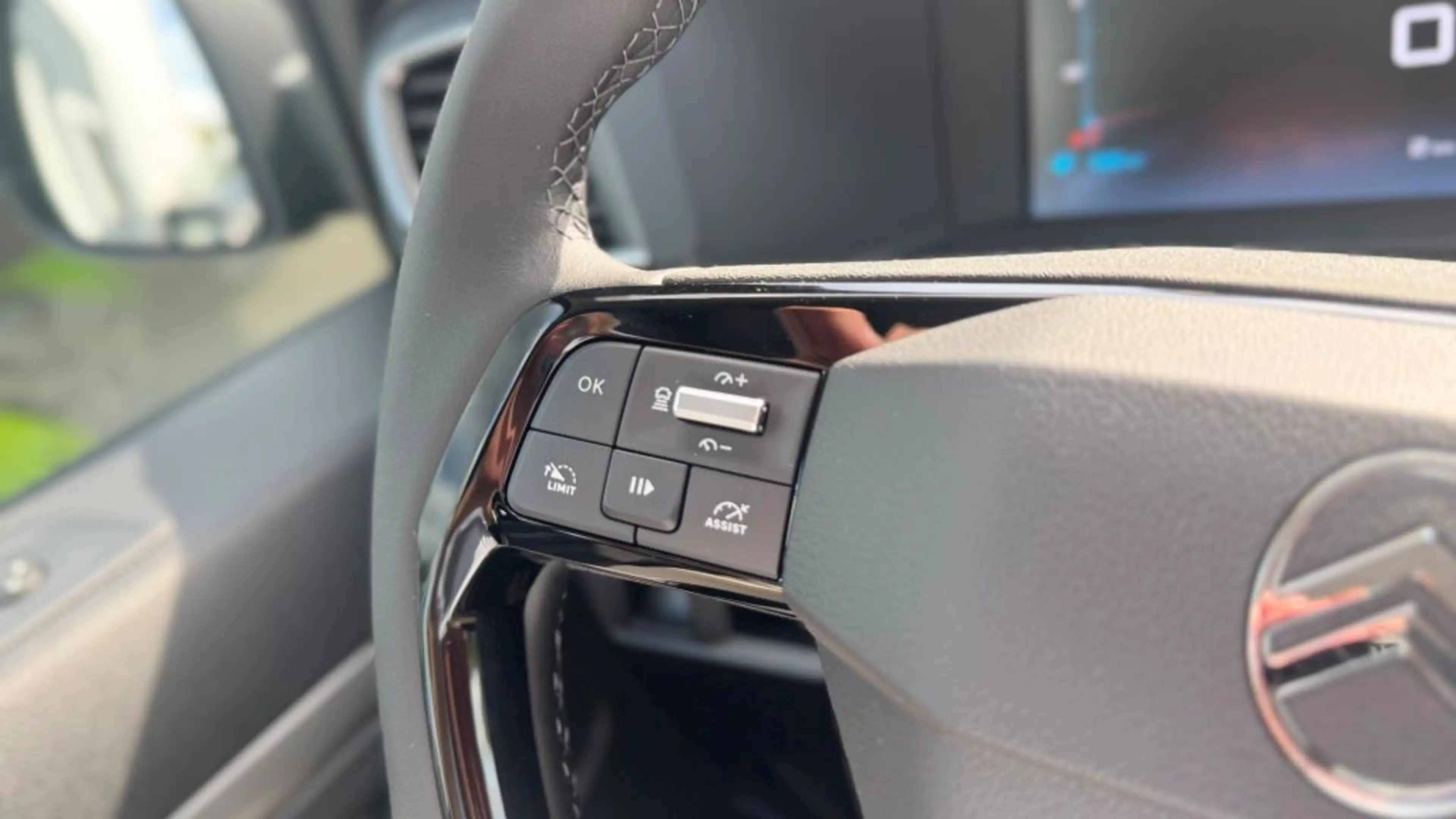 Citroen Spacetourer XL Diesel 180 Autm. Max*ACC*LED*AHK*NAVI*STHZG* — photo 16