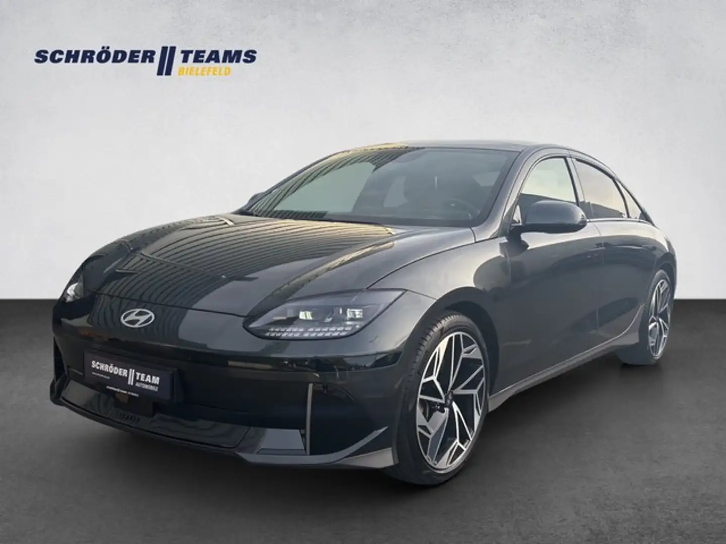 Hyundai IONIQ 6 Elektro 77,4 kWh Techniq PANO/NSCC/MATRIX Grau - 1