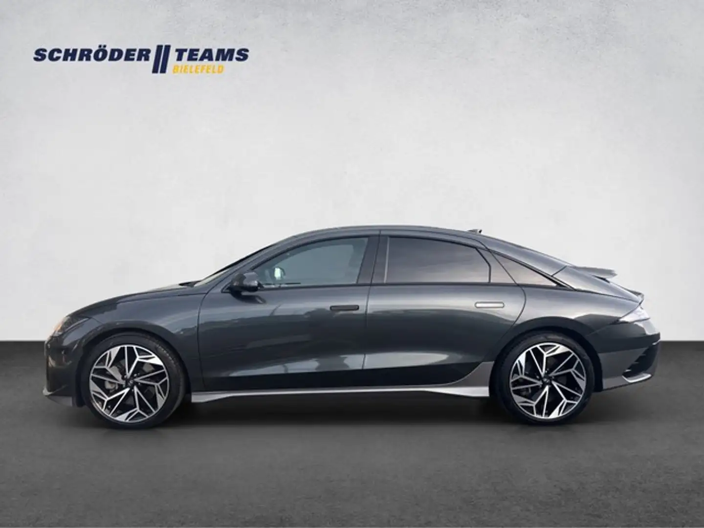 Hyundai IONIQ 6 Elektro 77,4 kWh Techniq PANO/NSCC/MATRIX Grau - 2